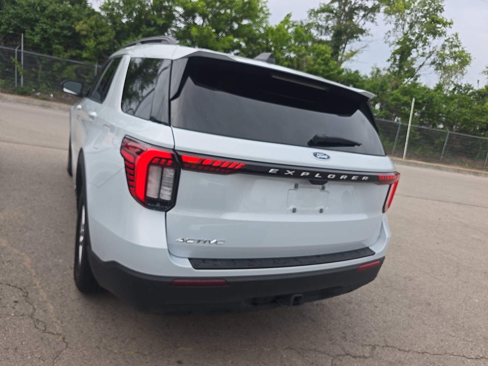FORD EXPLORER - 6