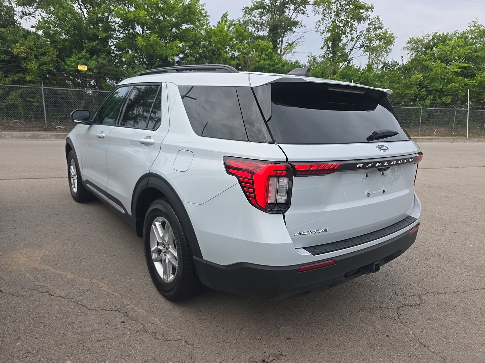 FORD EXPLORER - 7