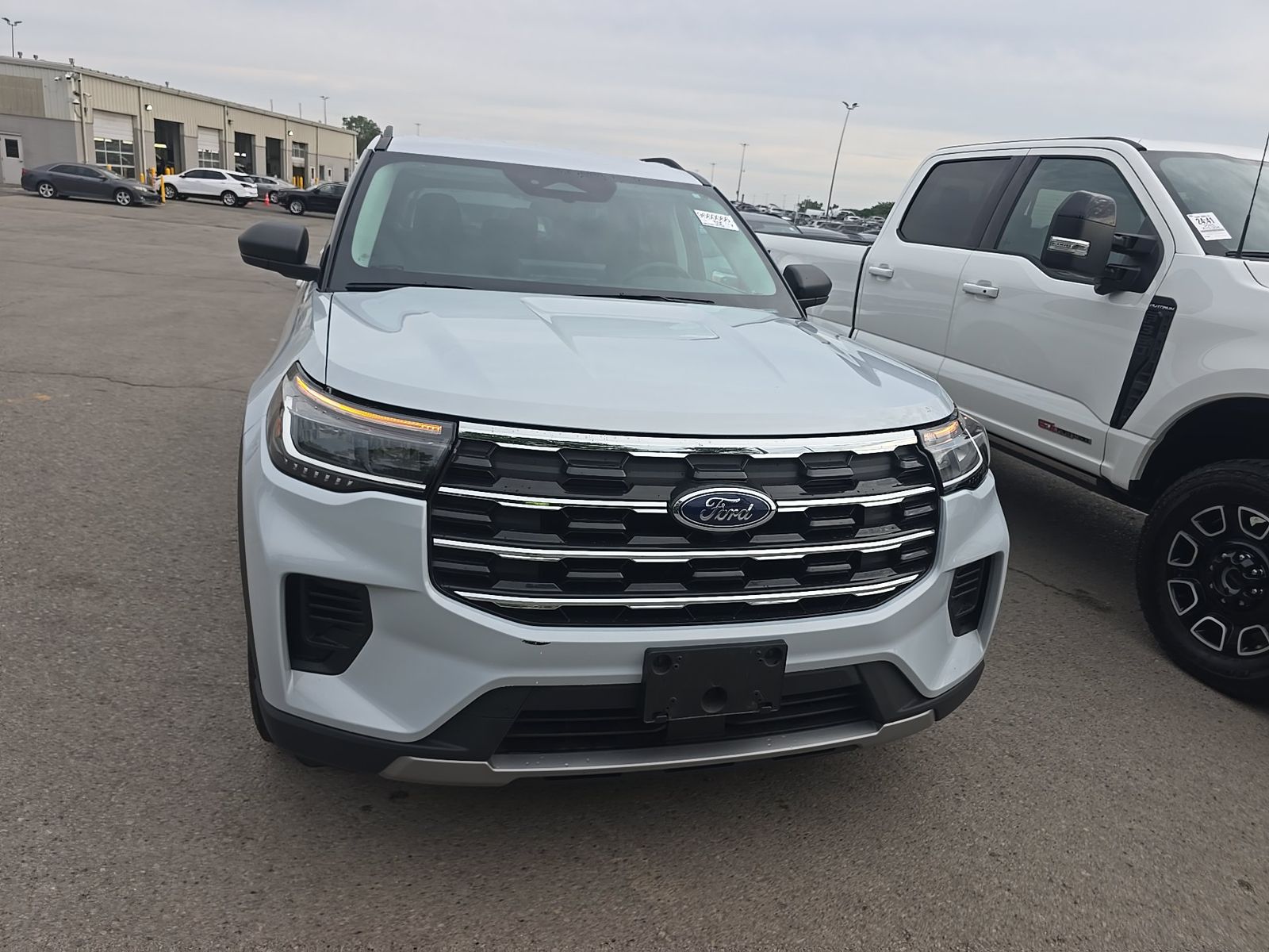 FORD EXPLORER - 3