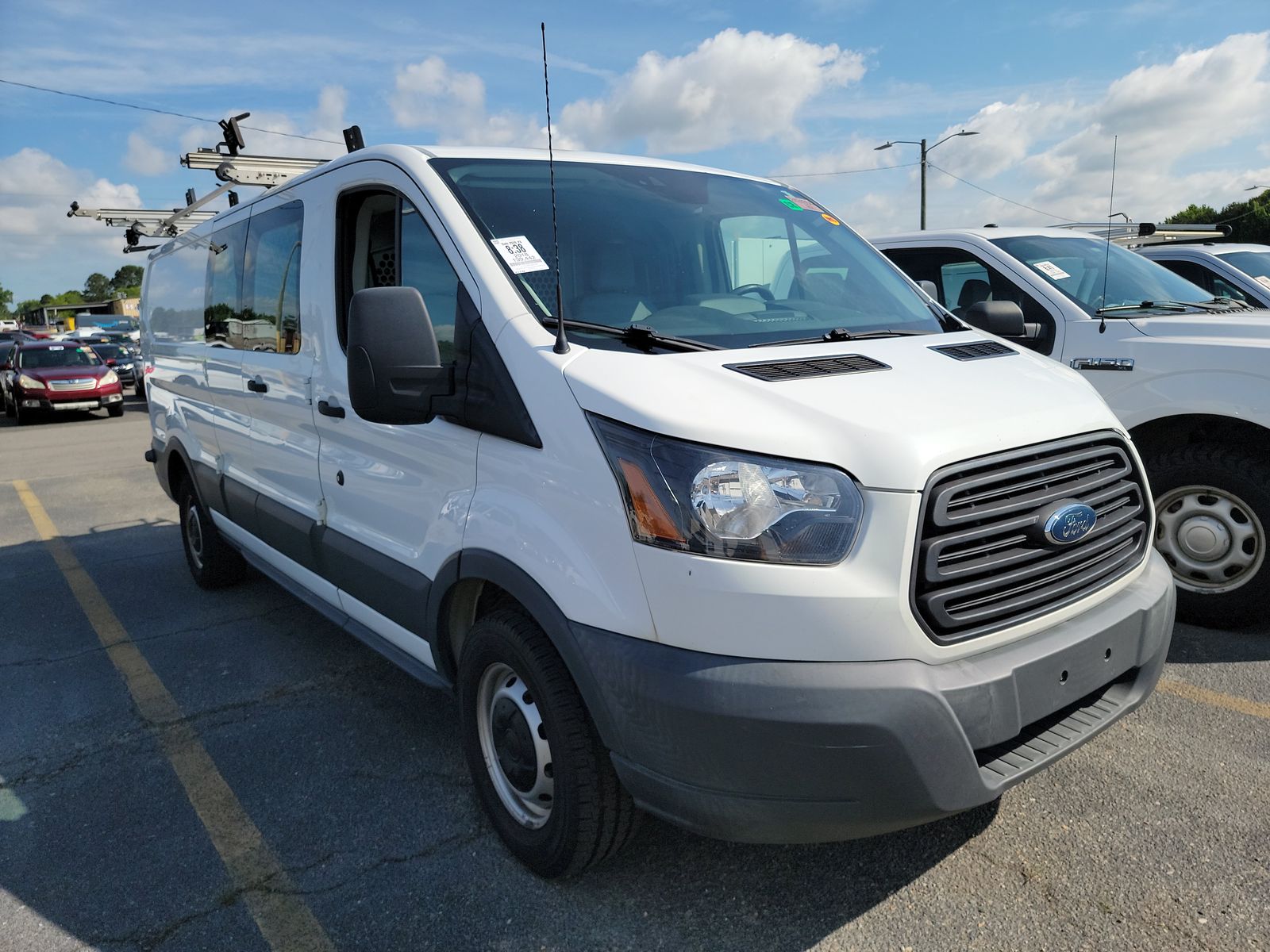 FORD TRANSIT 250 - 4