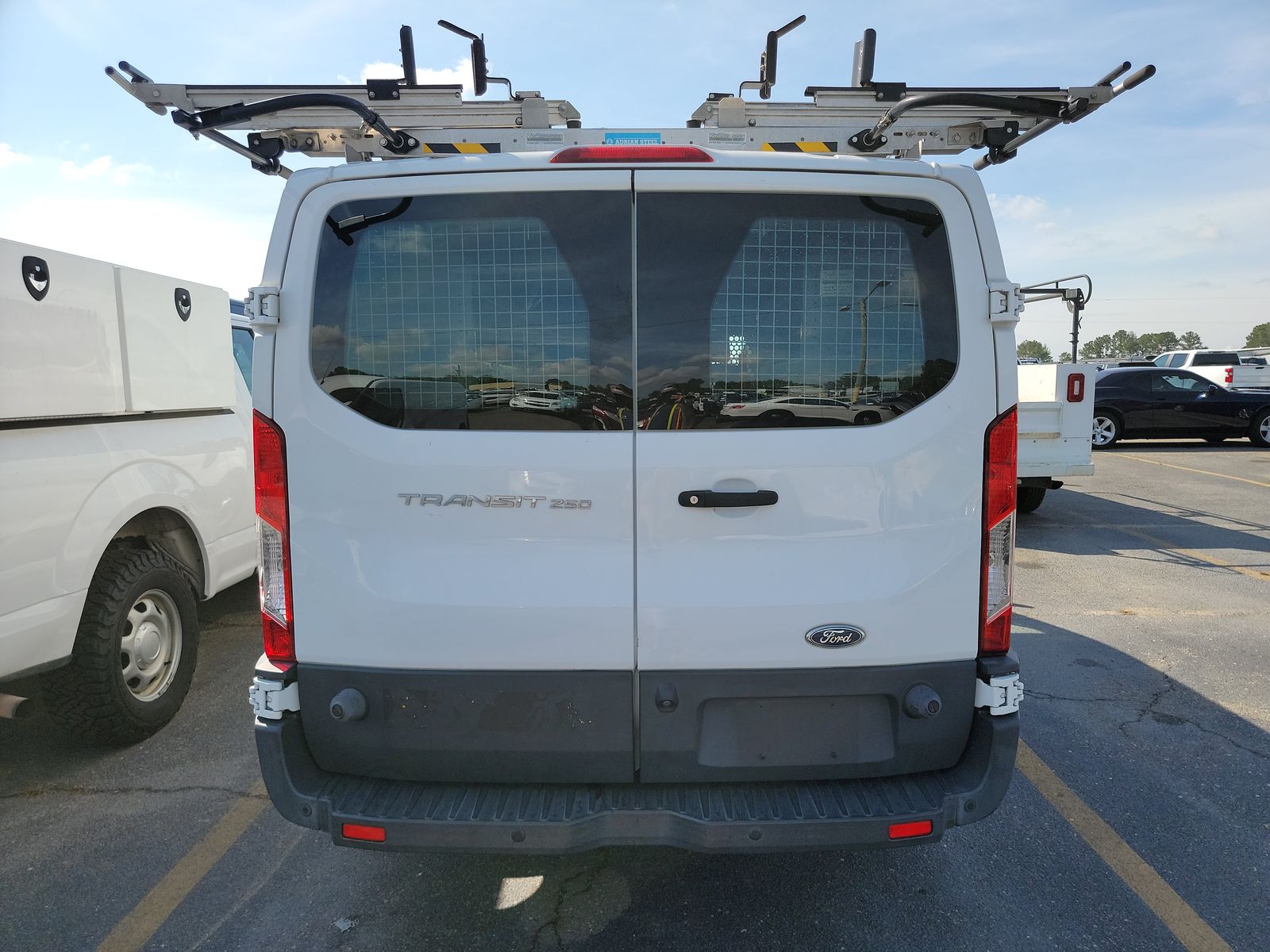 FORD TRANSIT 250 - 6
