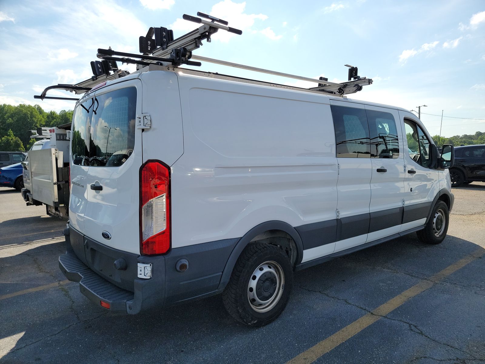 FORD TRANSIT 250 - 5