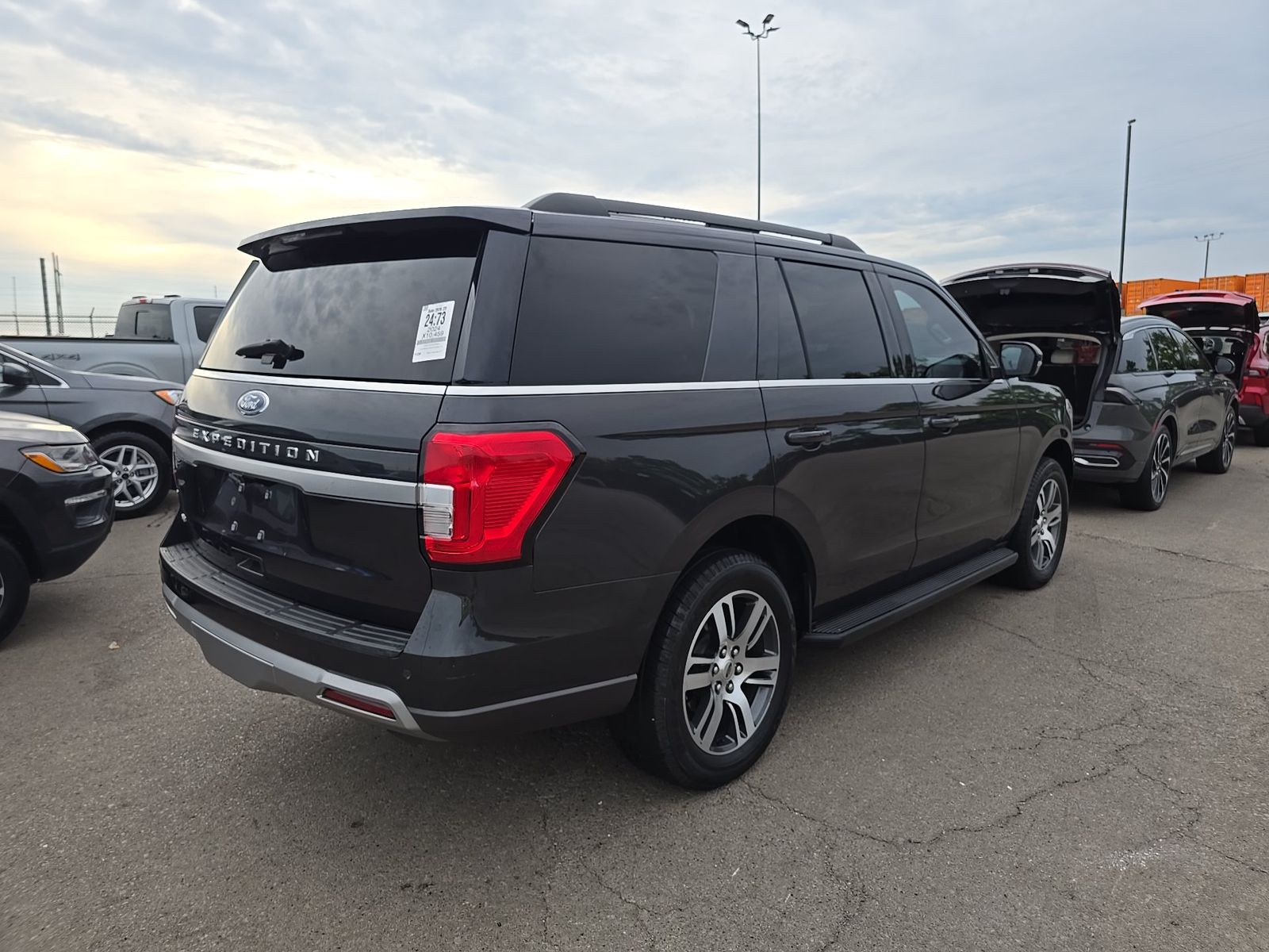 FORD EXPEDITION - 5