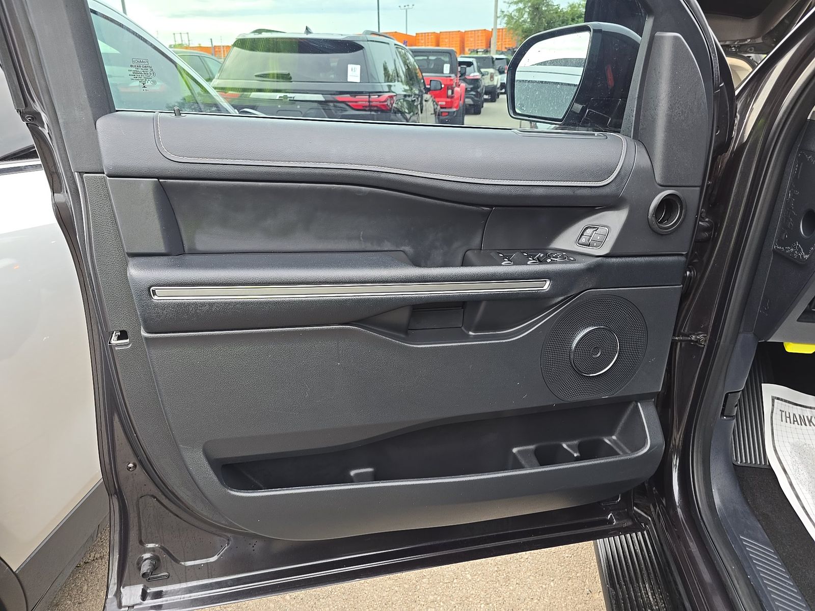 FORD EXPEDITION - 10