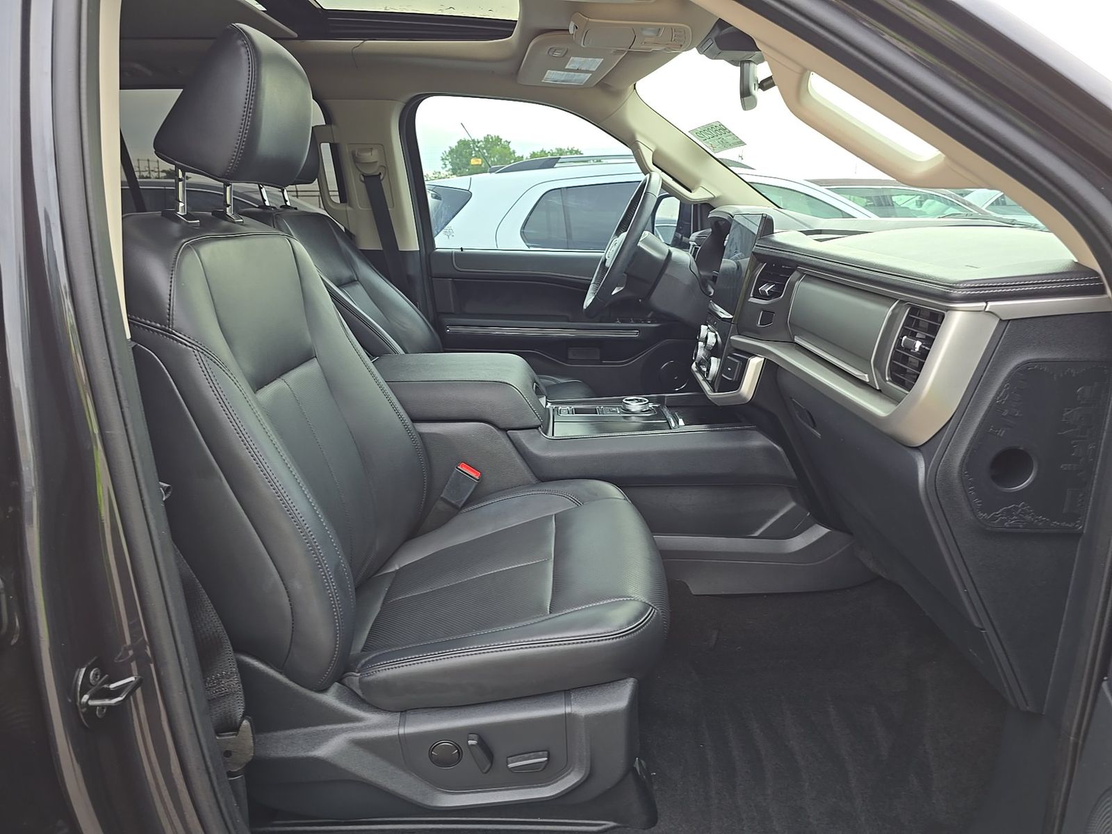 FORD EXPEDITION - 9