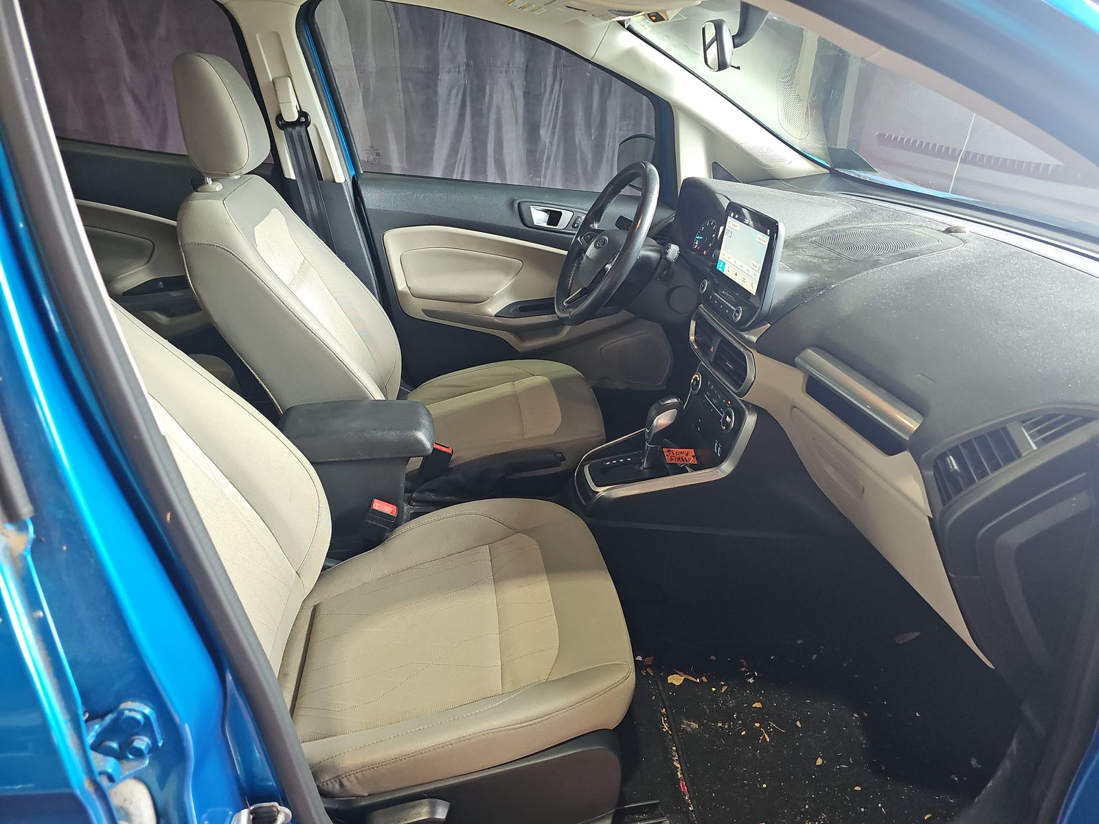 FORD ECOSPORT - 9