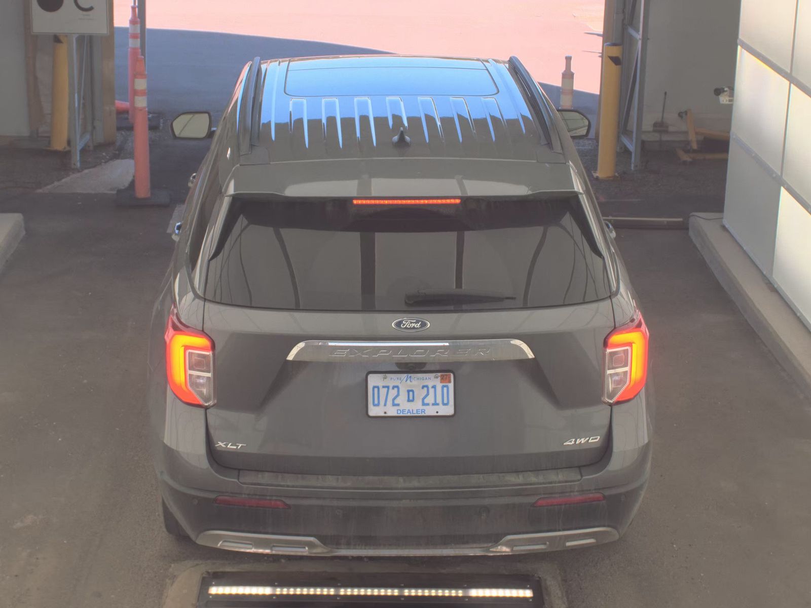 FORD EXPLORER - 7
