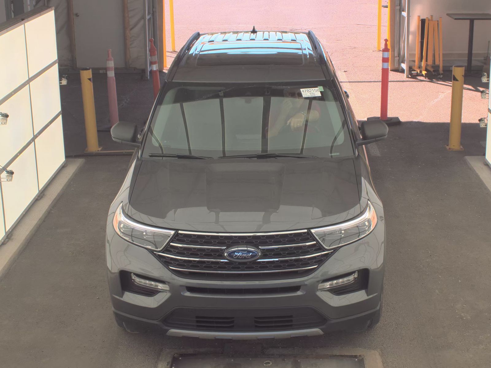 FORD EXPLORER - 3
