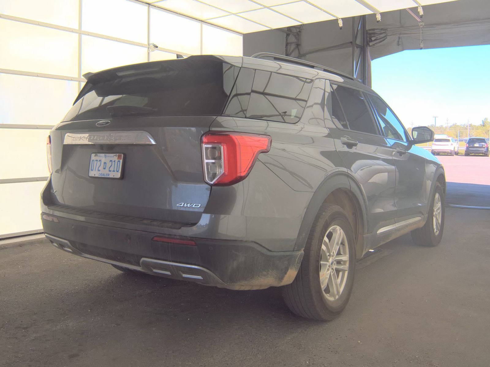 FORD EXPLORER - 6