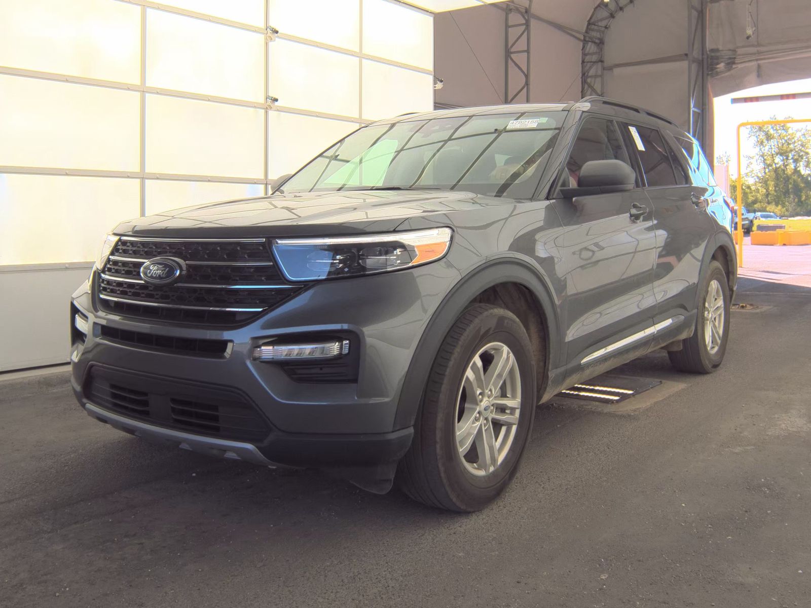 FORD EXPLORER - 1
