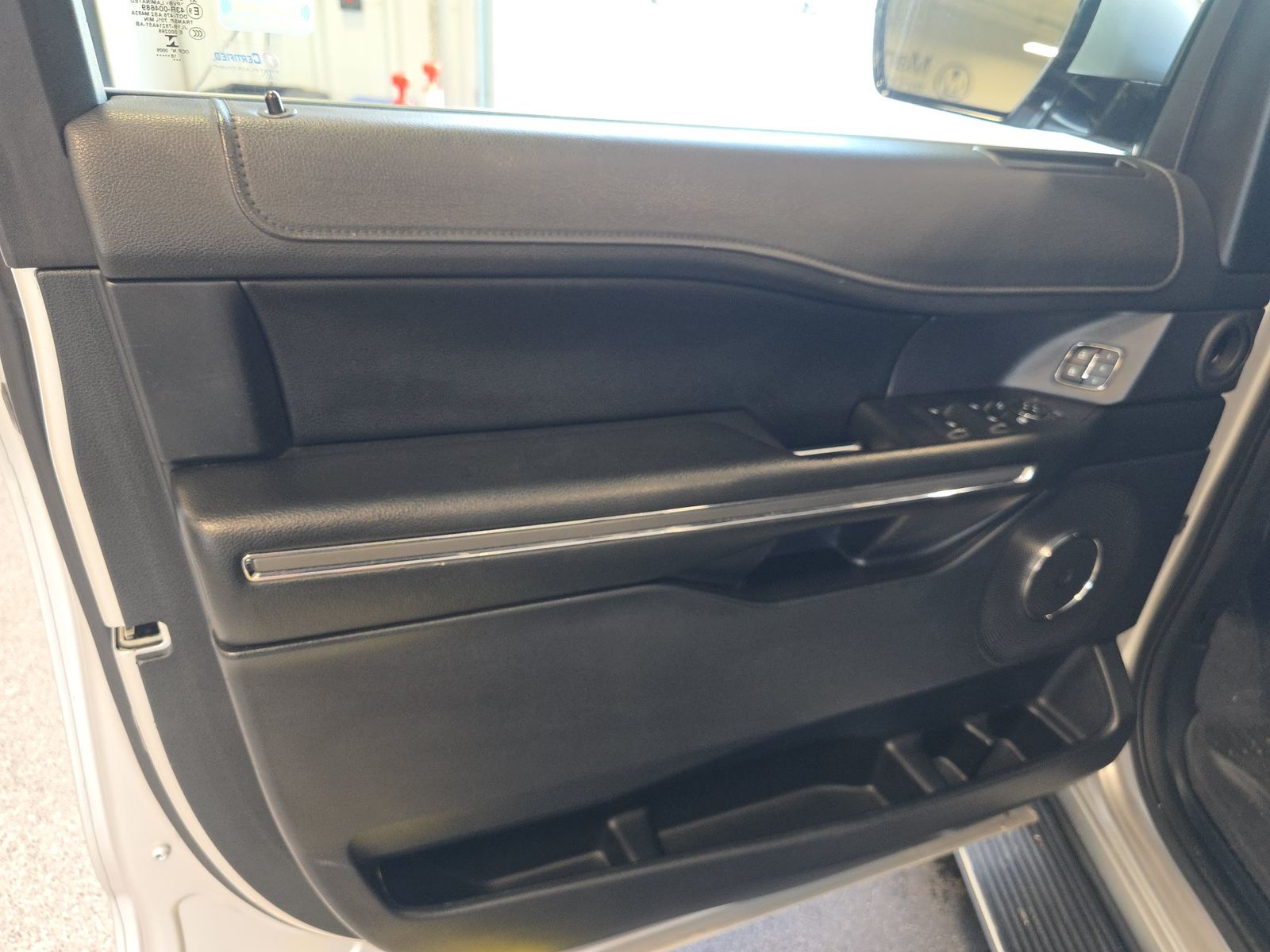 FORD EXPEDITION - 10