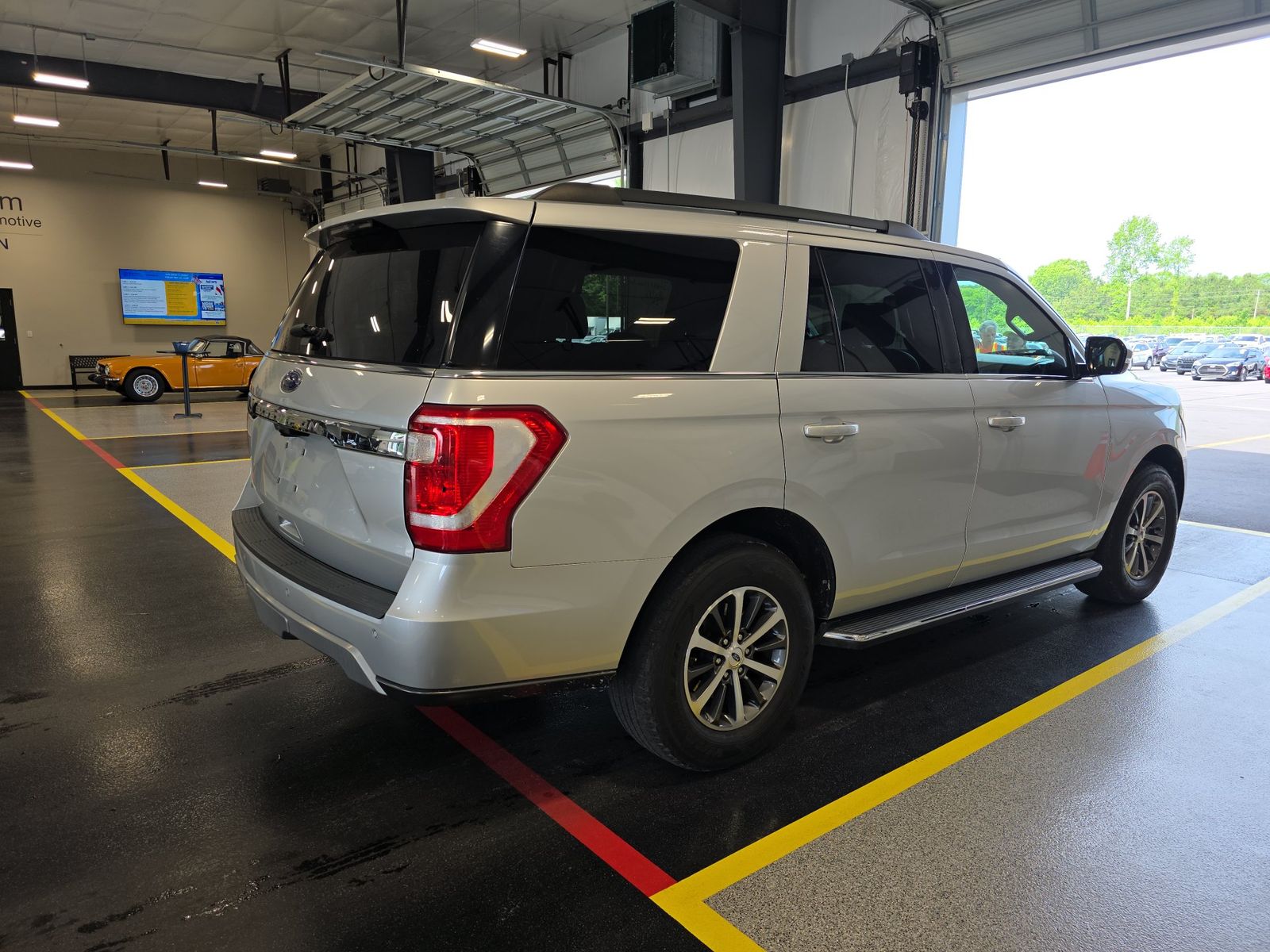 FORD EXPEDITION - 5