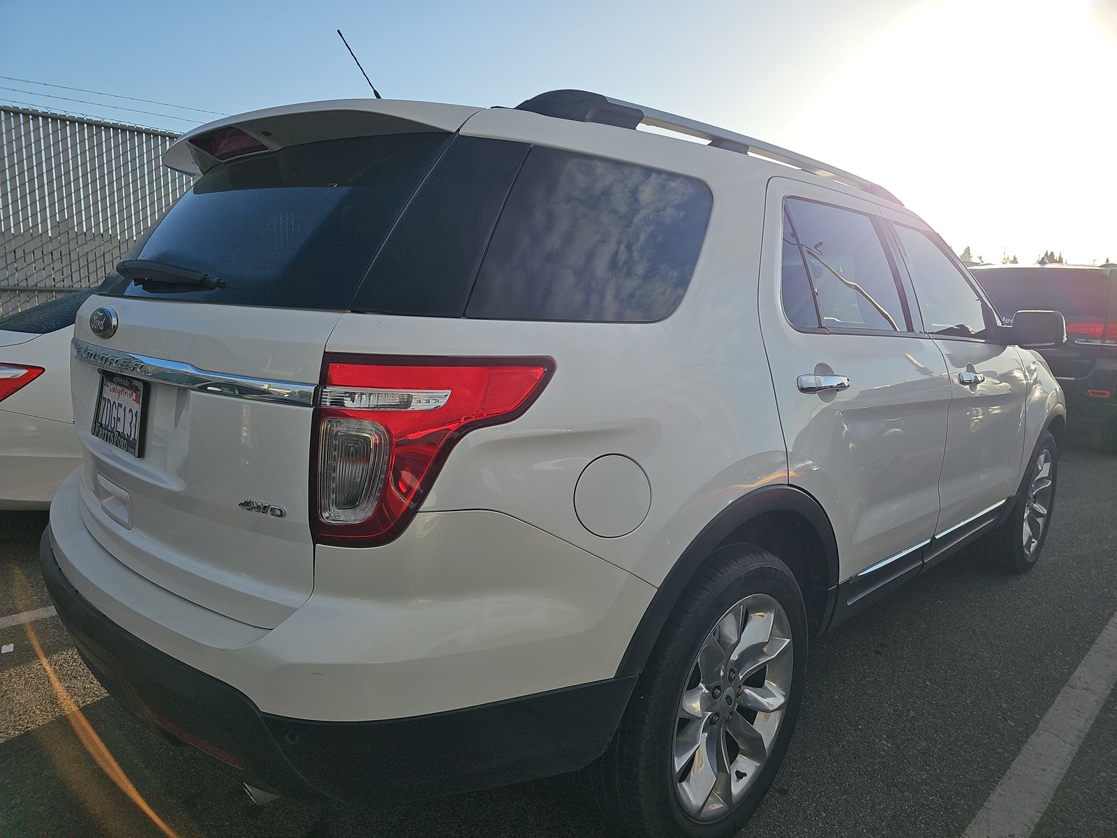 FORD EXPLORER - 5