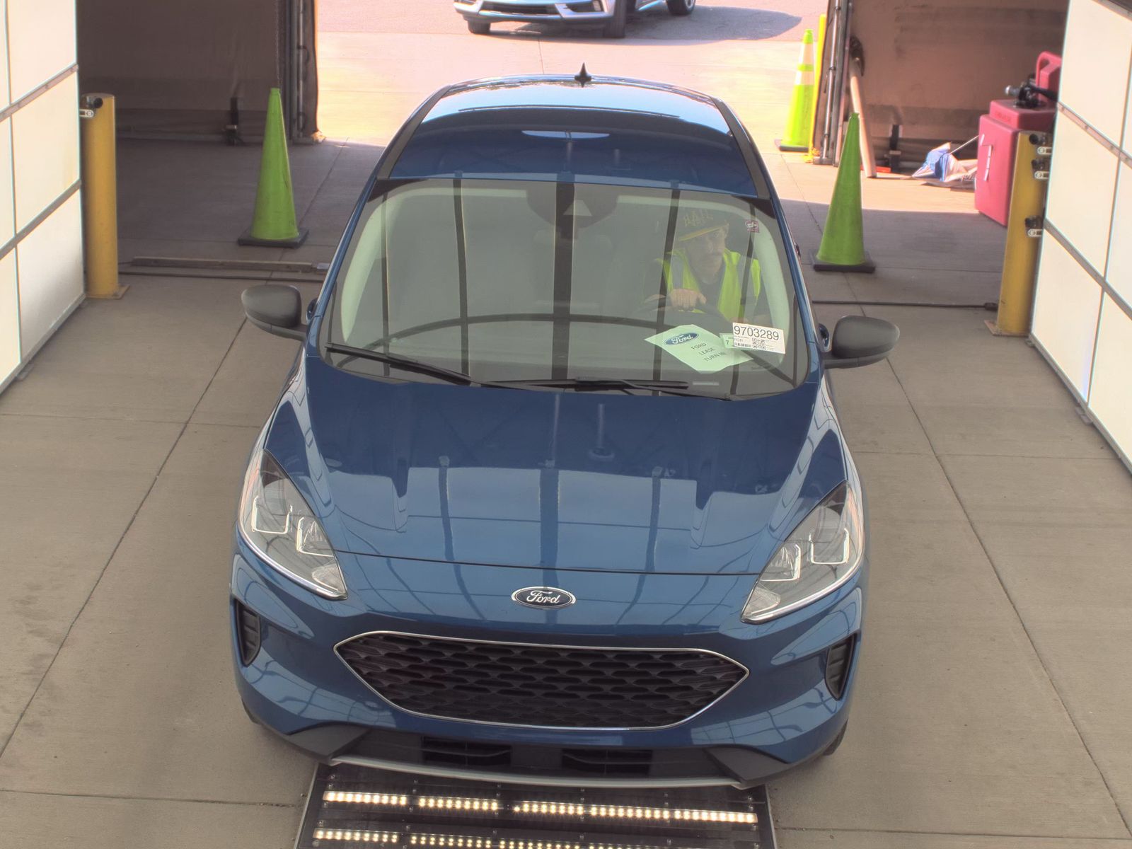 FORD ESCAPE - 3