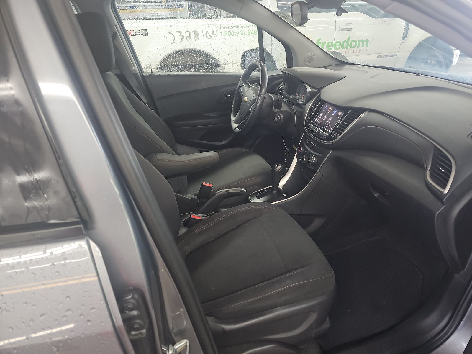 CHEVROLET TRAX - 9
