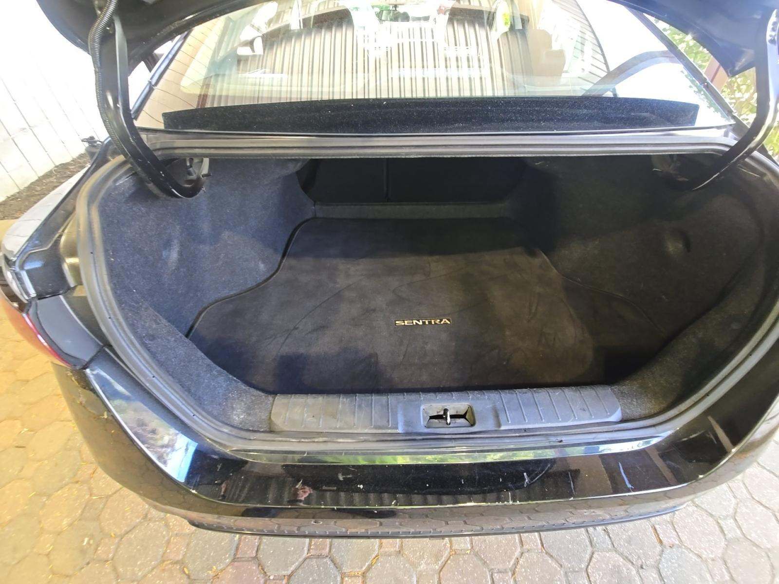 NISSAN SENTRA - 9