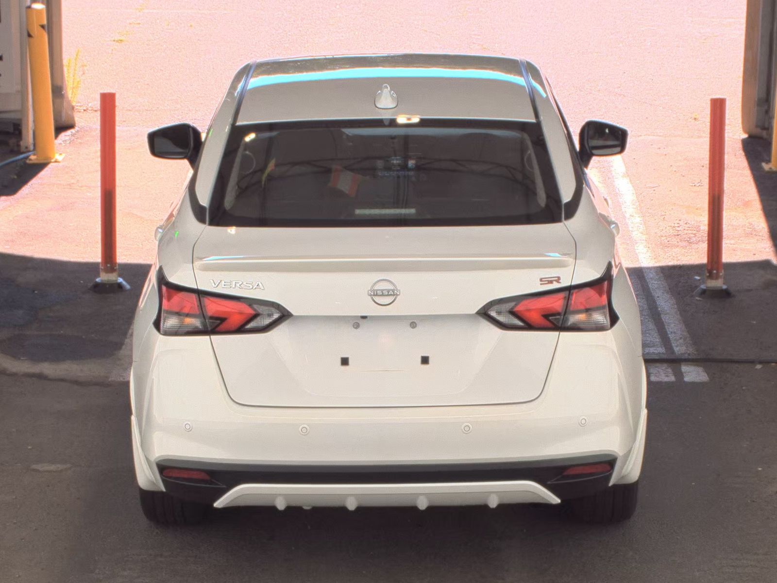 NISSAN VERSA - 7