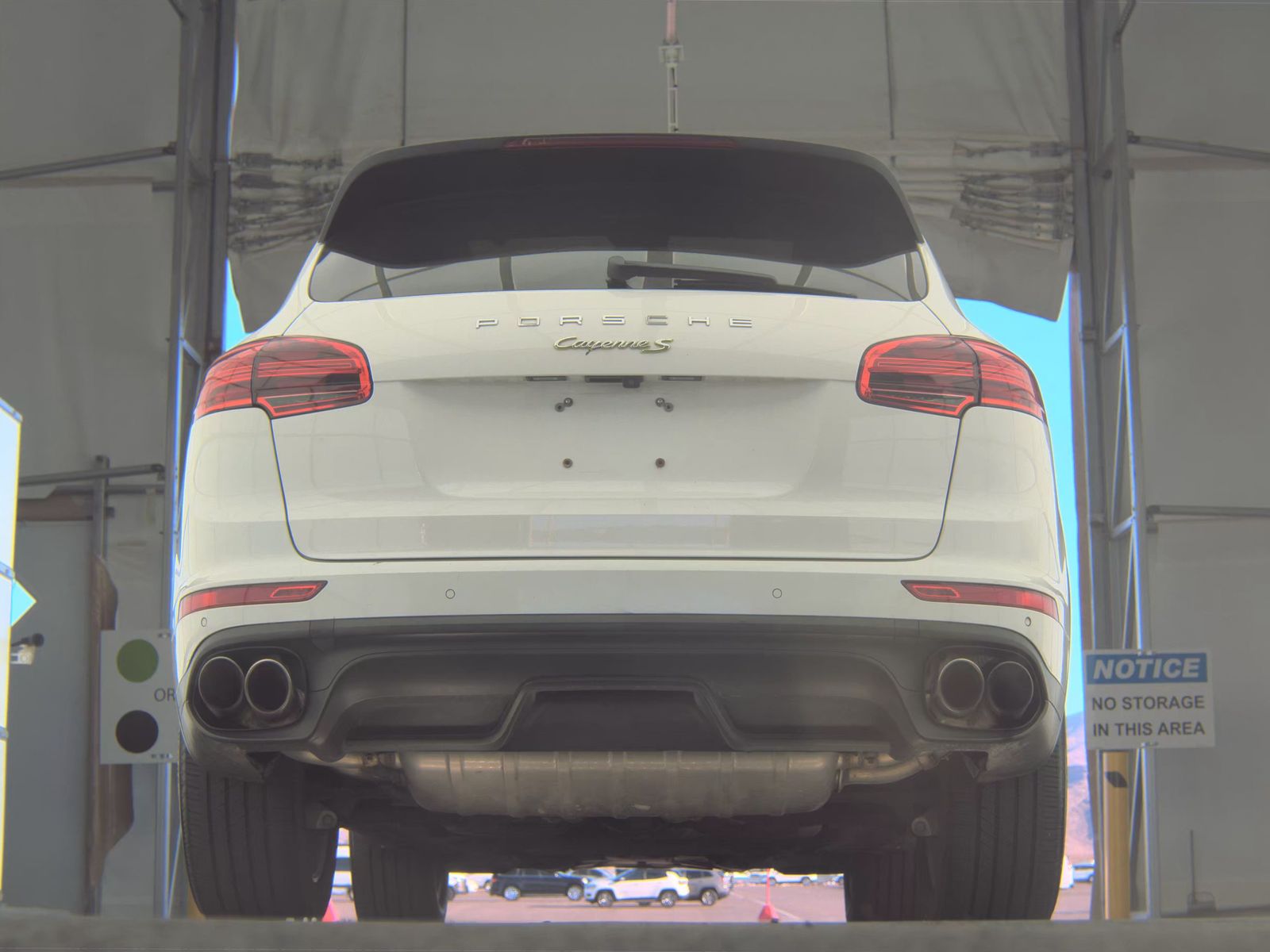 PORSCHE CAYENNE - 8