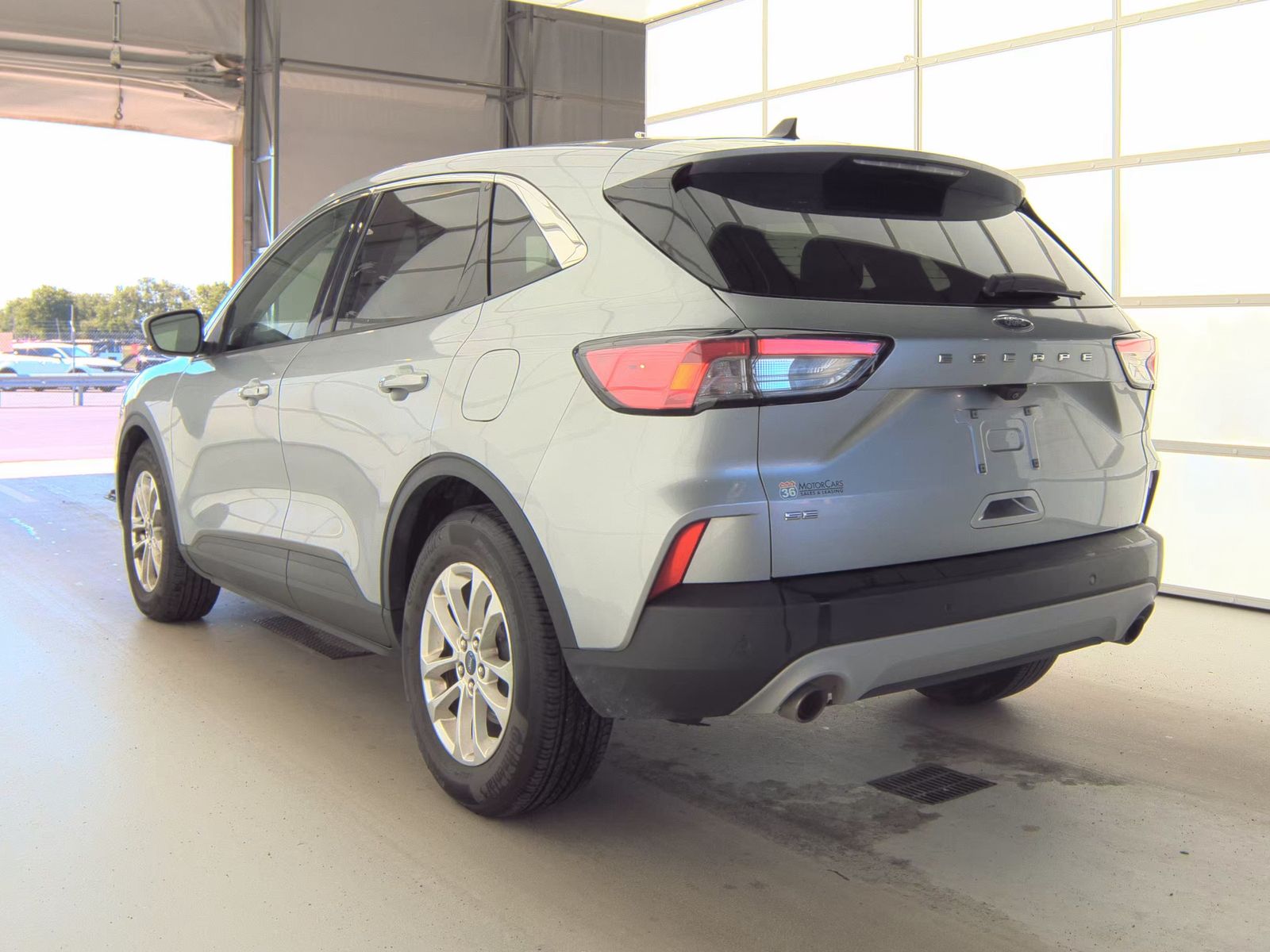 FORD ESCAPE - 9