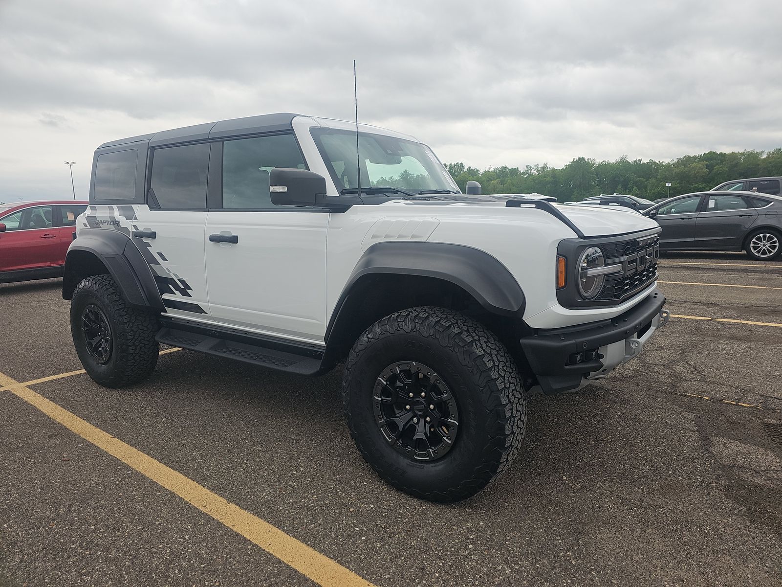FORD BRONCO - 4