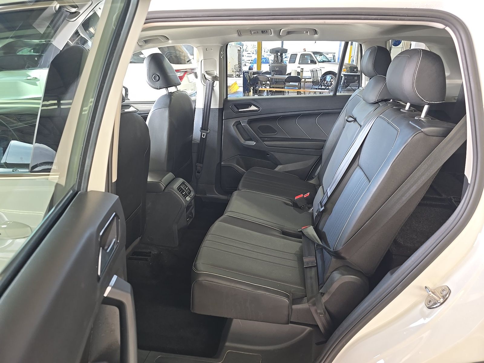 2022 Volkswagen Tiguan 2.0T SE FWD