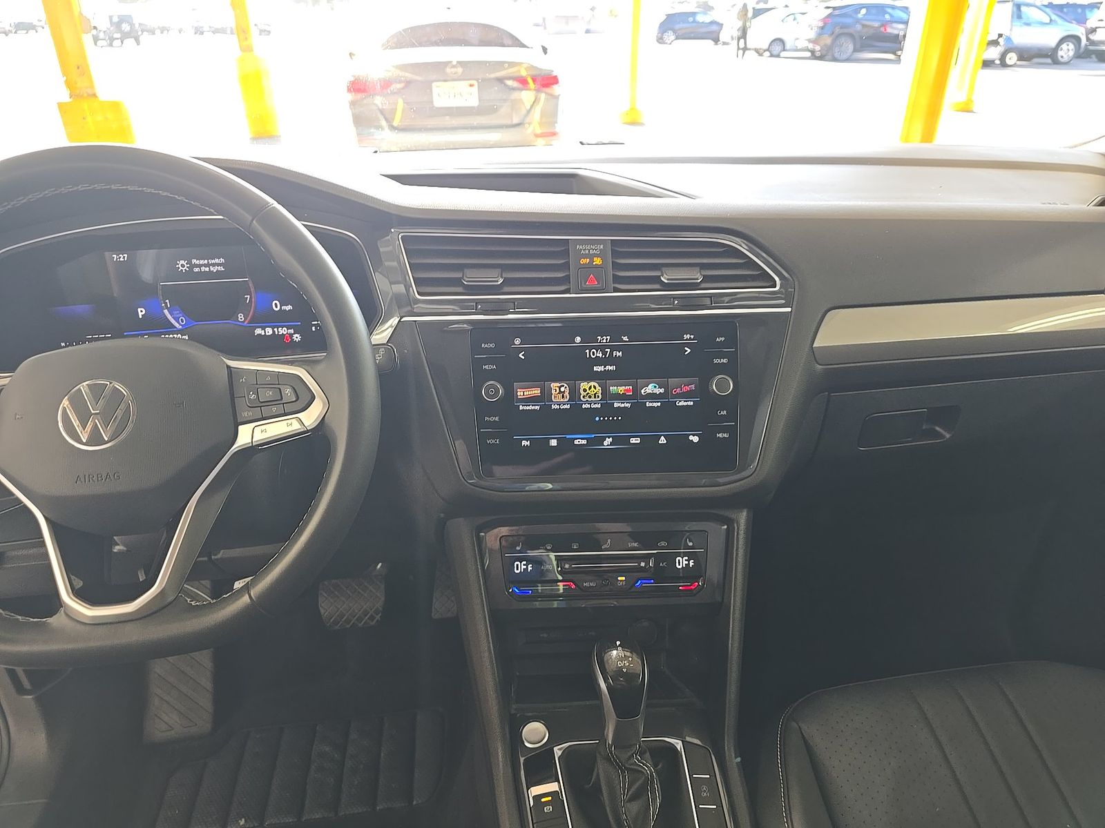2022 Volkswagen Tiguan 2.0T SE FWD