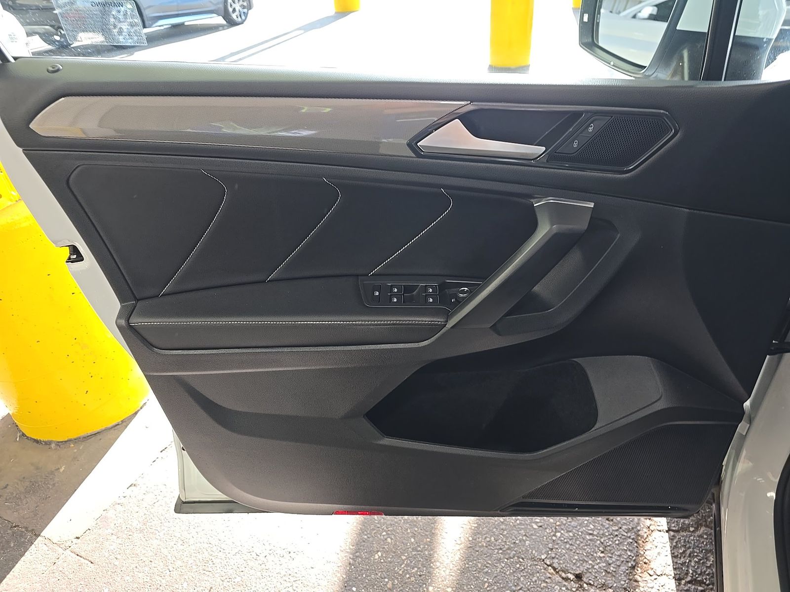2022 Volkswagen Tiguan 2.0T SE FWD