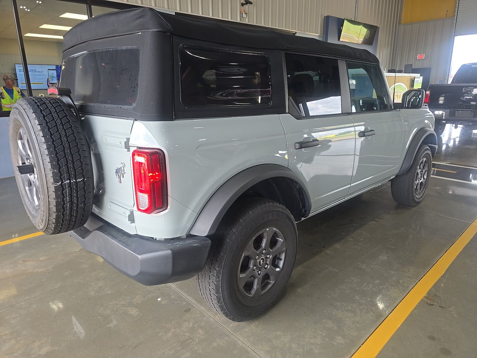 FORD BRONCO - 5