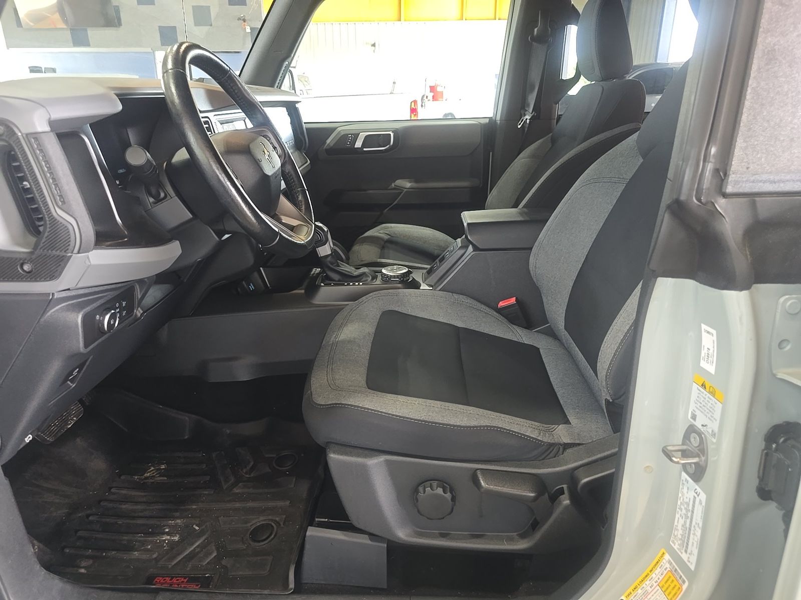 FORD BRONCO - 8