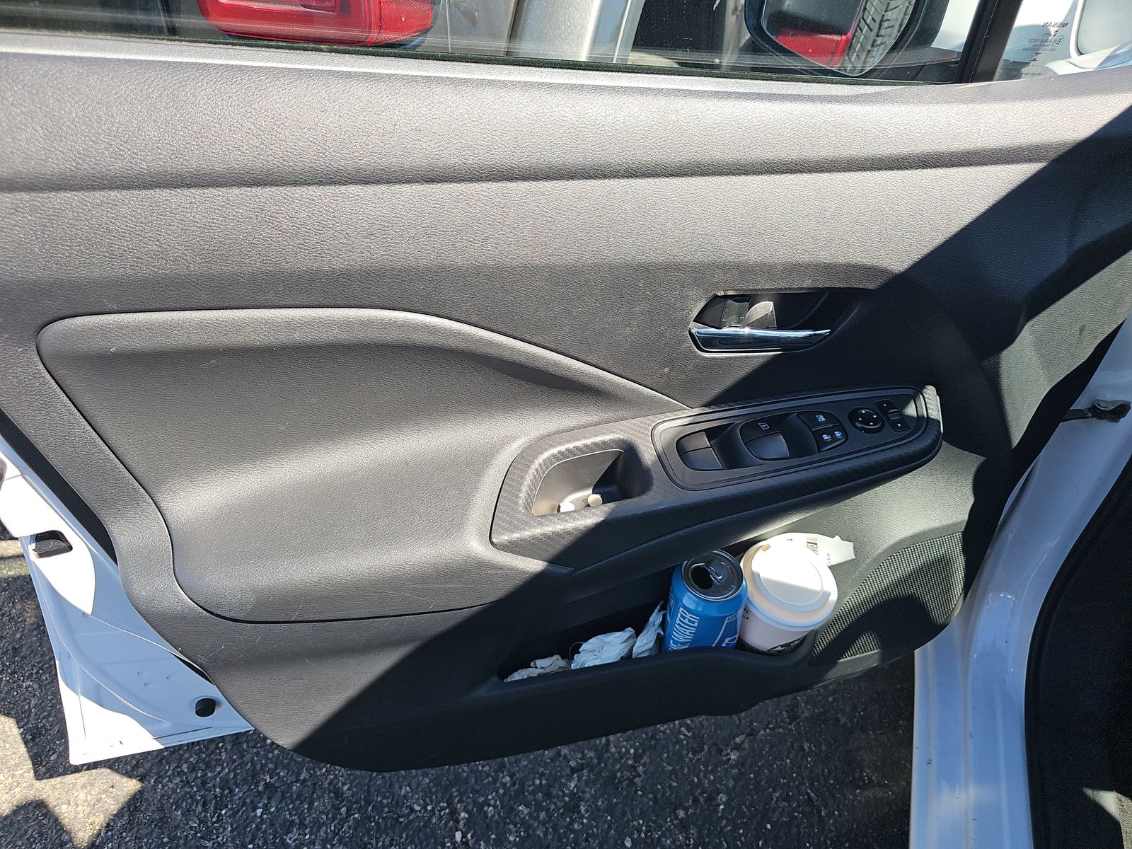 NISSAN VERSA - 10