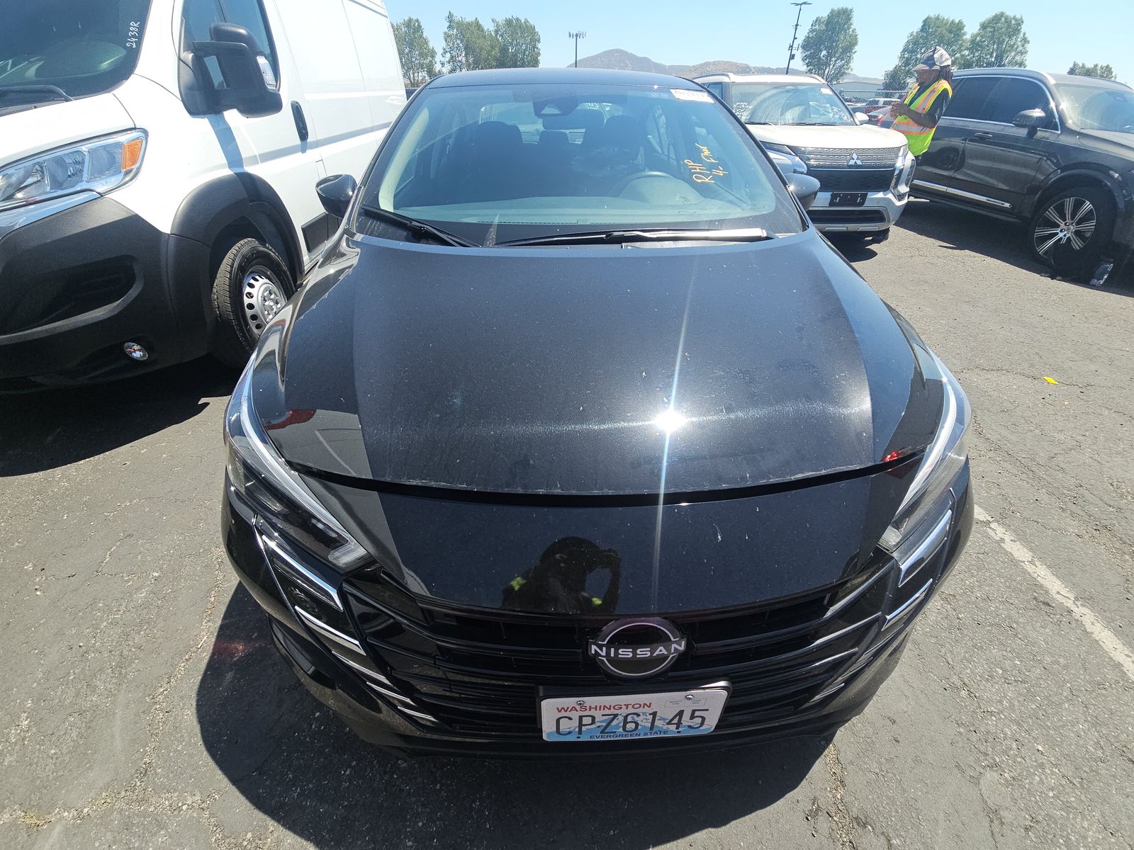 NISSAN VERSA - 3