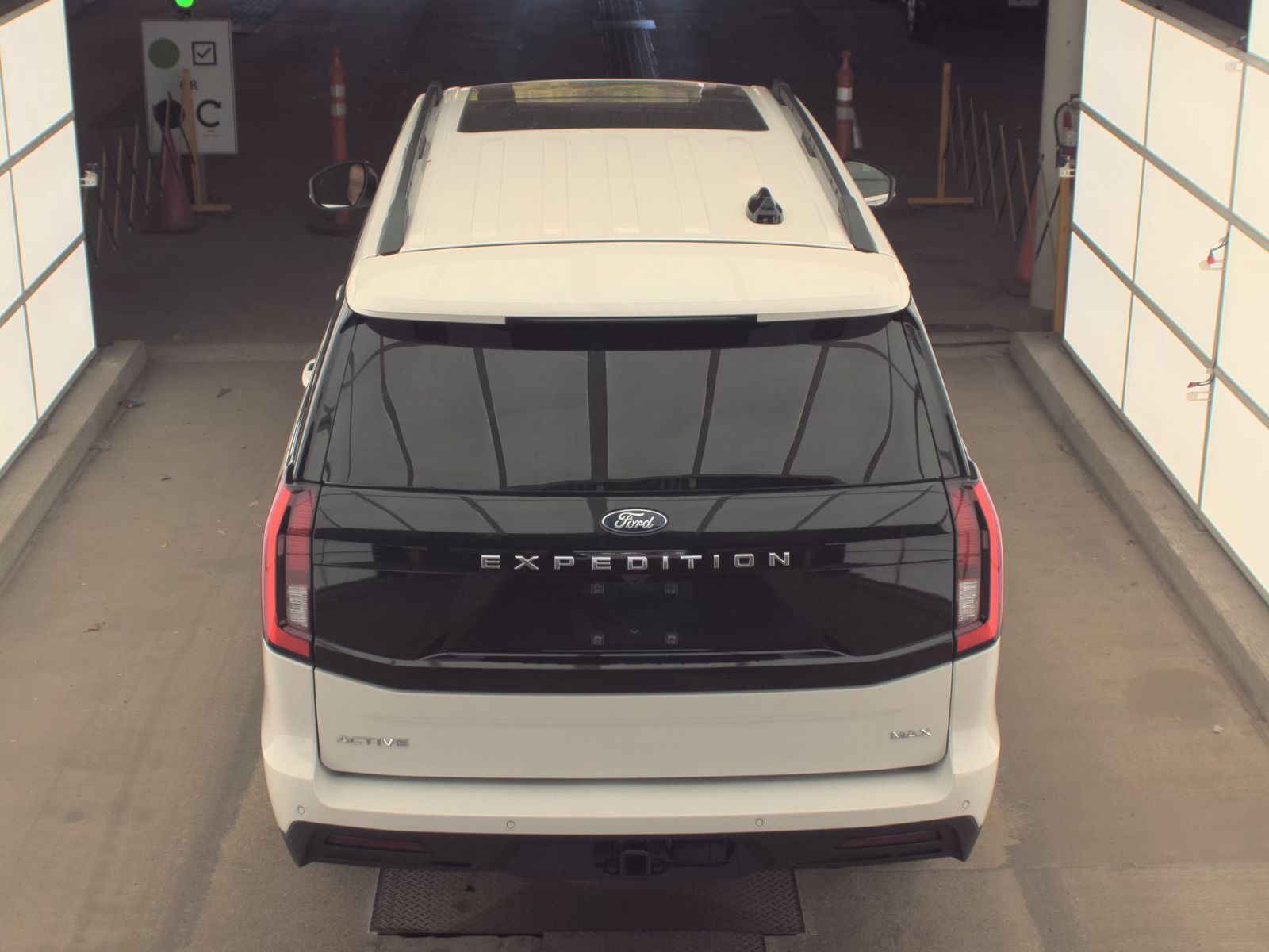 FORD EXPEDITION MAX - 7