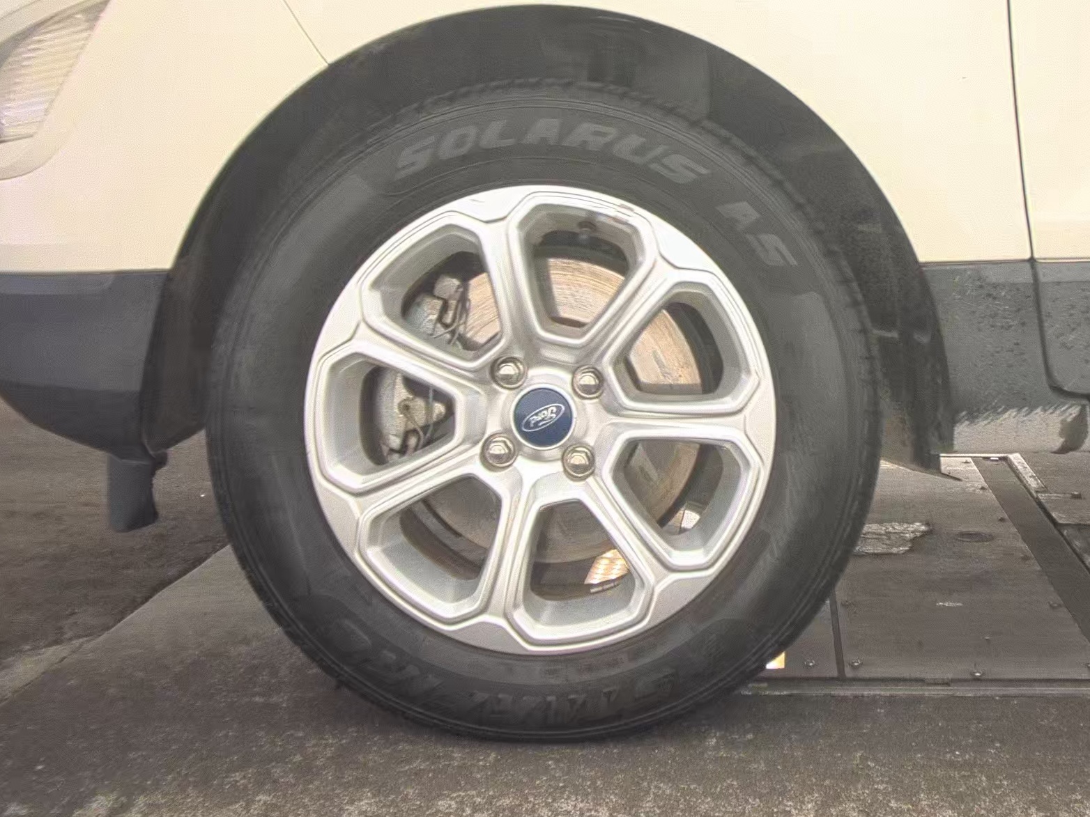 FORD ECOSPORT - 10