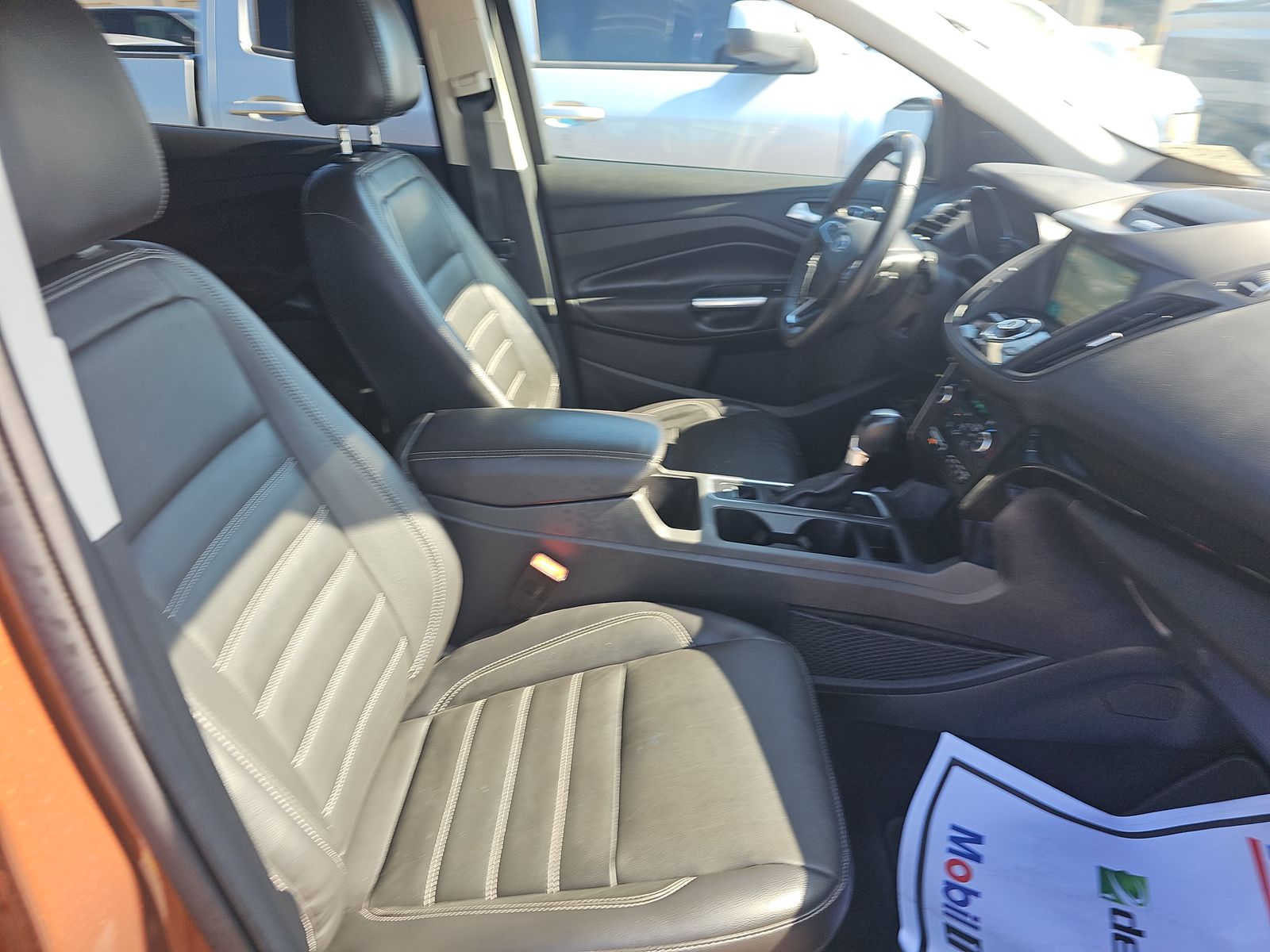 FORD ESCAPE - 9