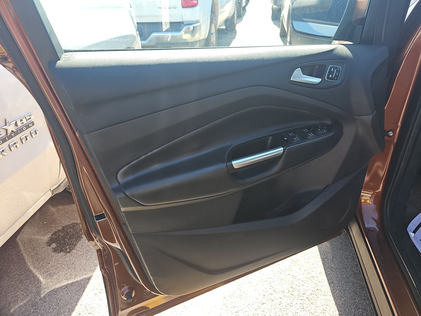 FORD ESCAPE - 10