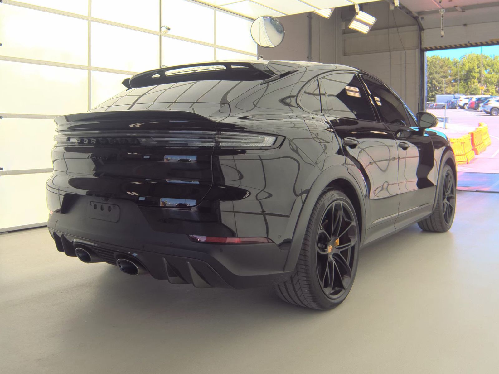 PORSCHE CAYENNE - 6