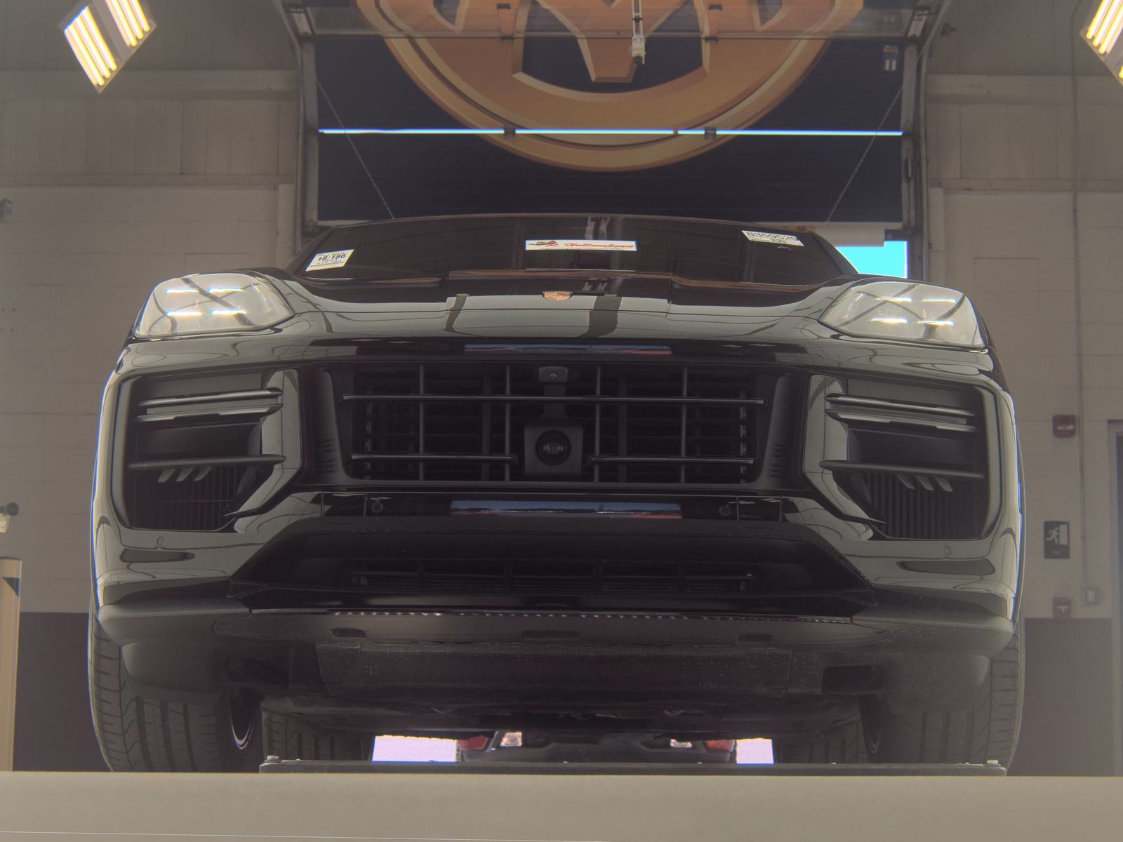 PORSCHE CAYENNE - 4