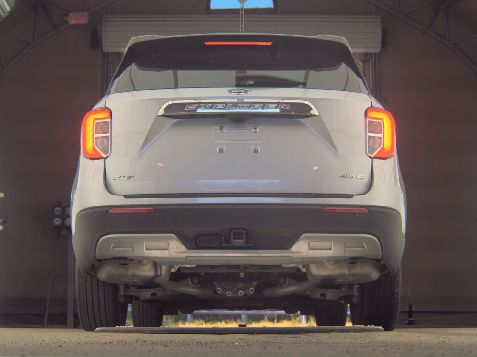 FORD EXPLORER - 8