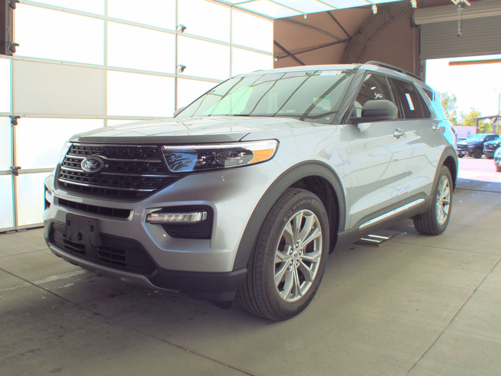FORD EXPLORER - 1
