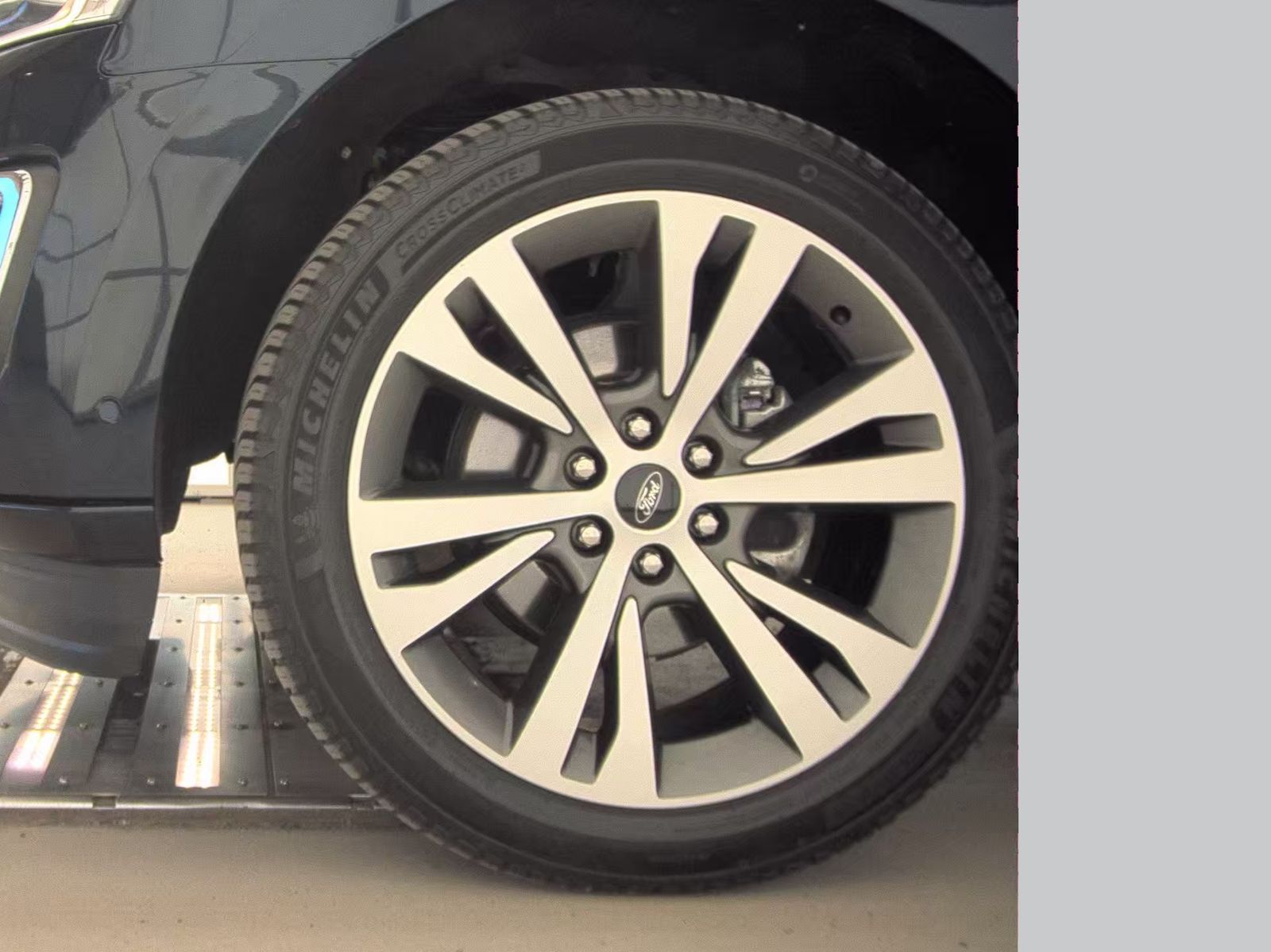 FORD EXPEDITION - 10
