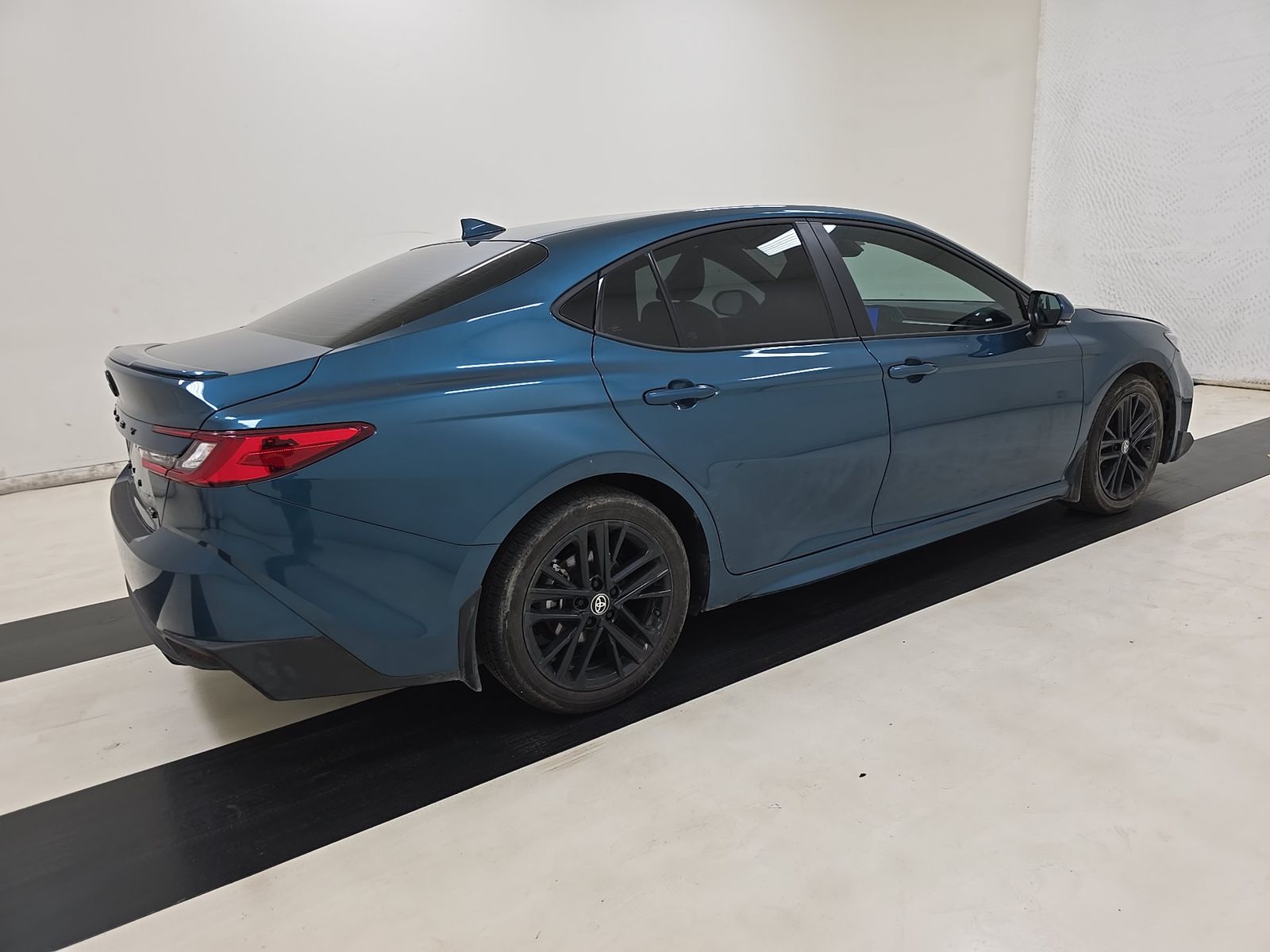 TOYOTA CAMRY - 5