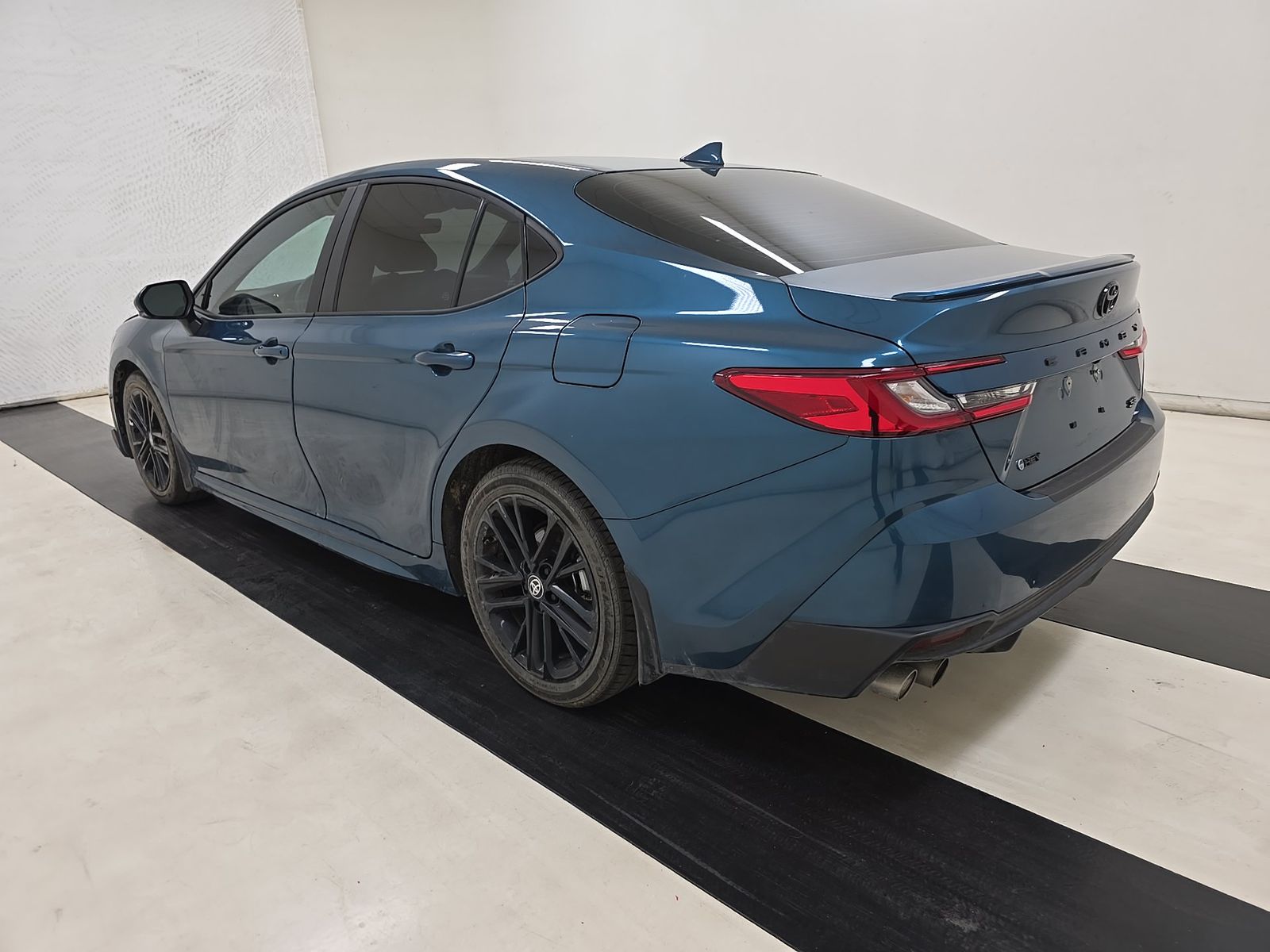 TOYOTA CAMRY - 7