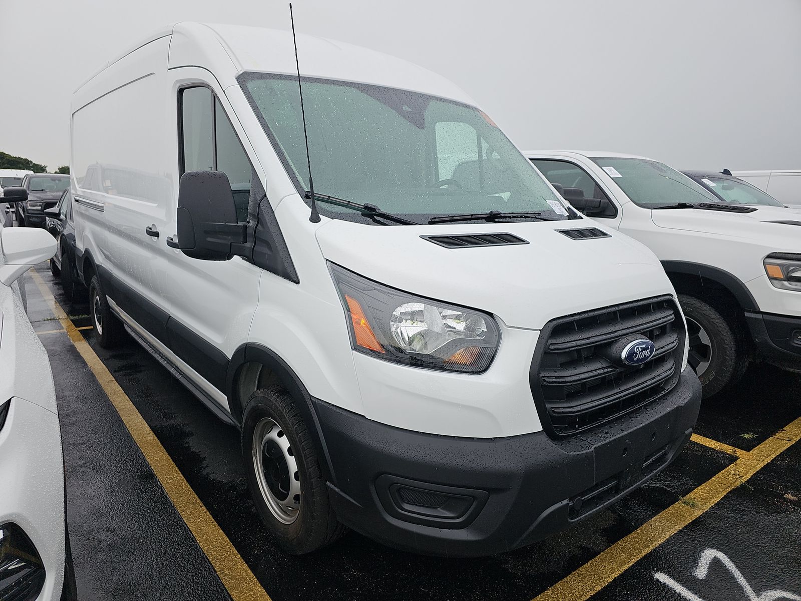 FORD TRANSIT 250 - 4