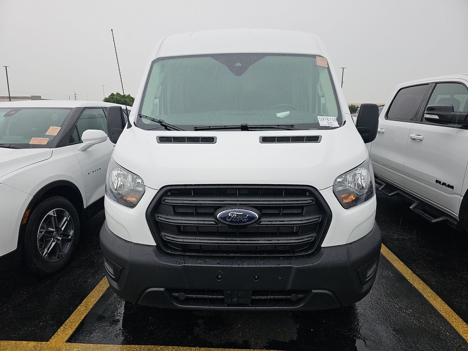FORD TRANSIT 250 - 3