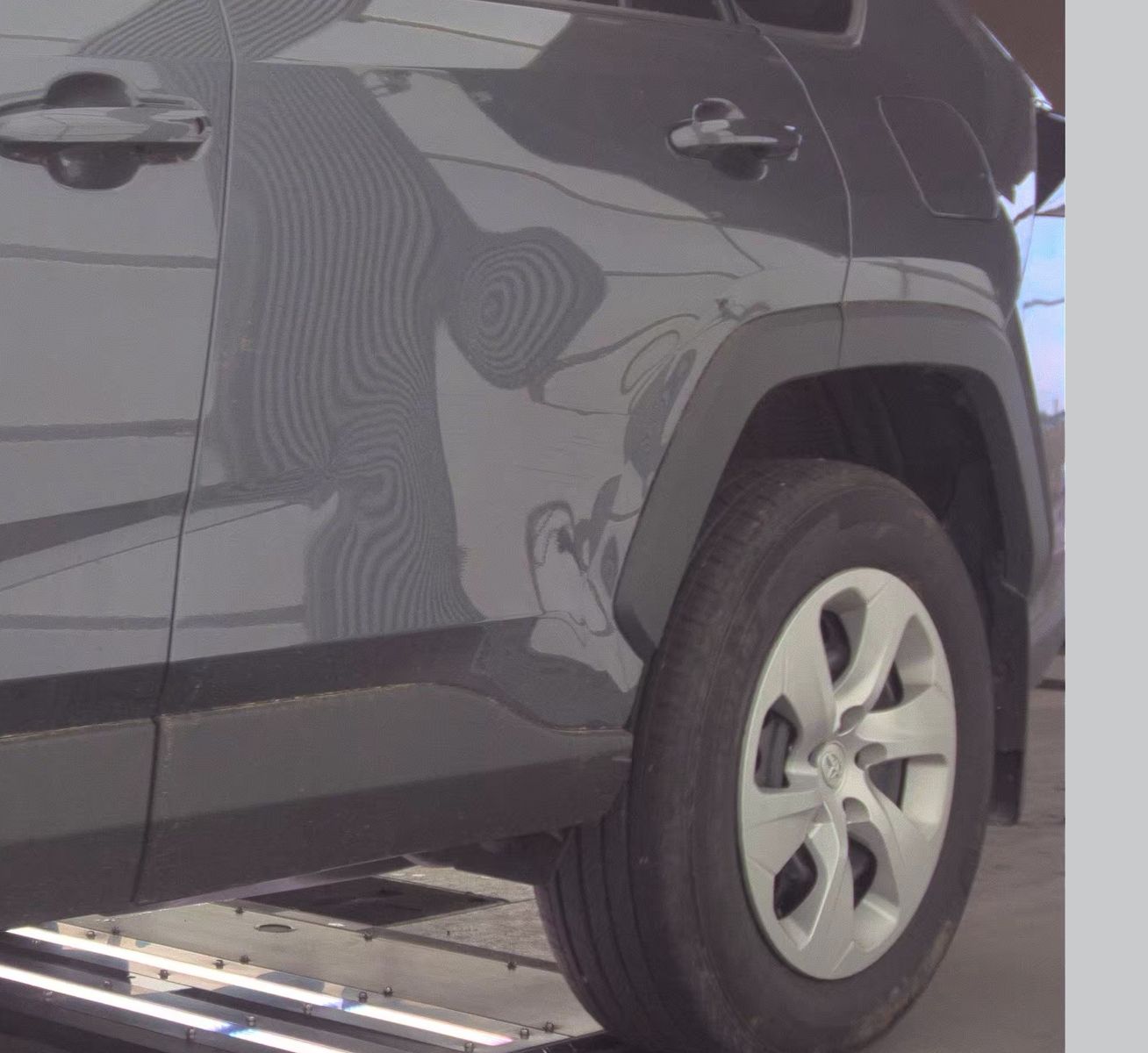 2025 Toyota RAV4 LE FWD
