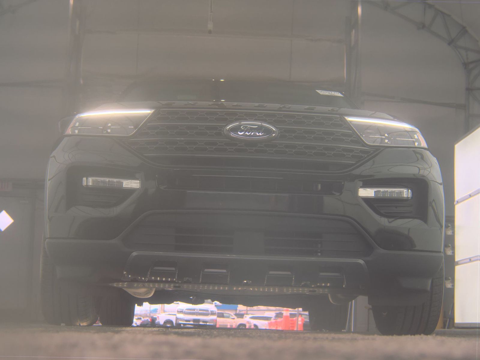 FORD EXPLORER - 4