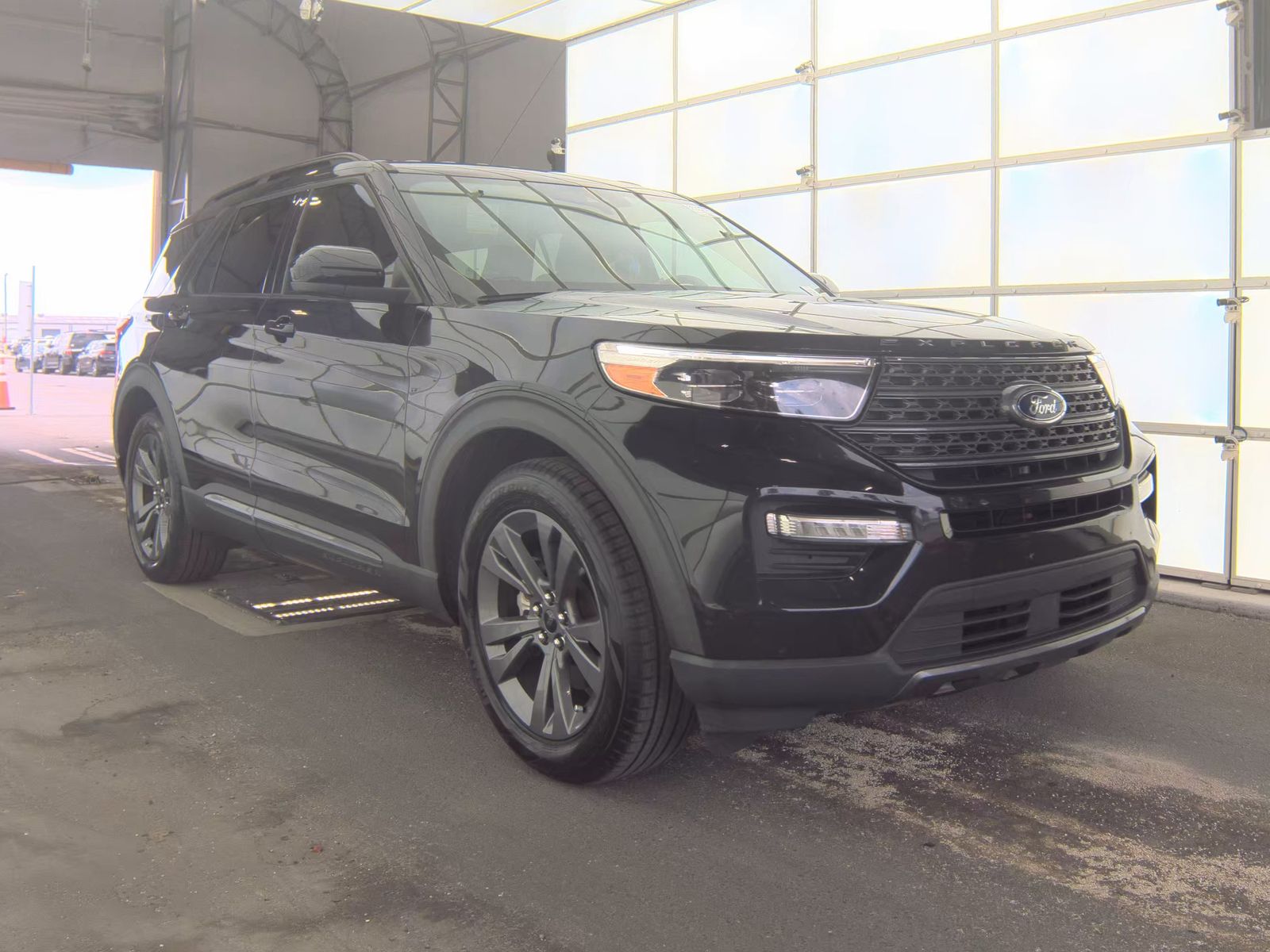 FORD EXPLORER - 5