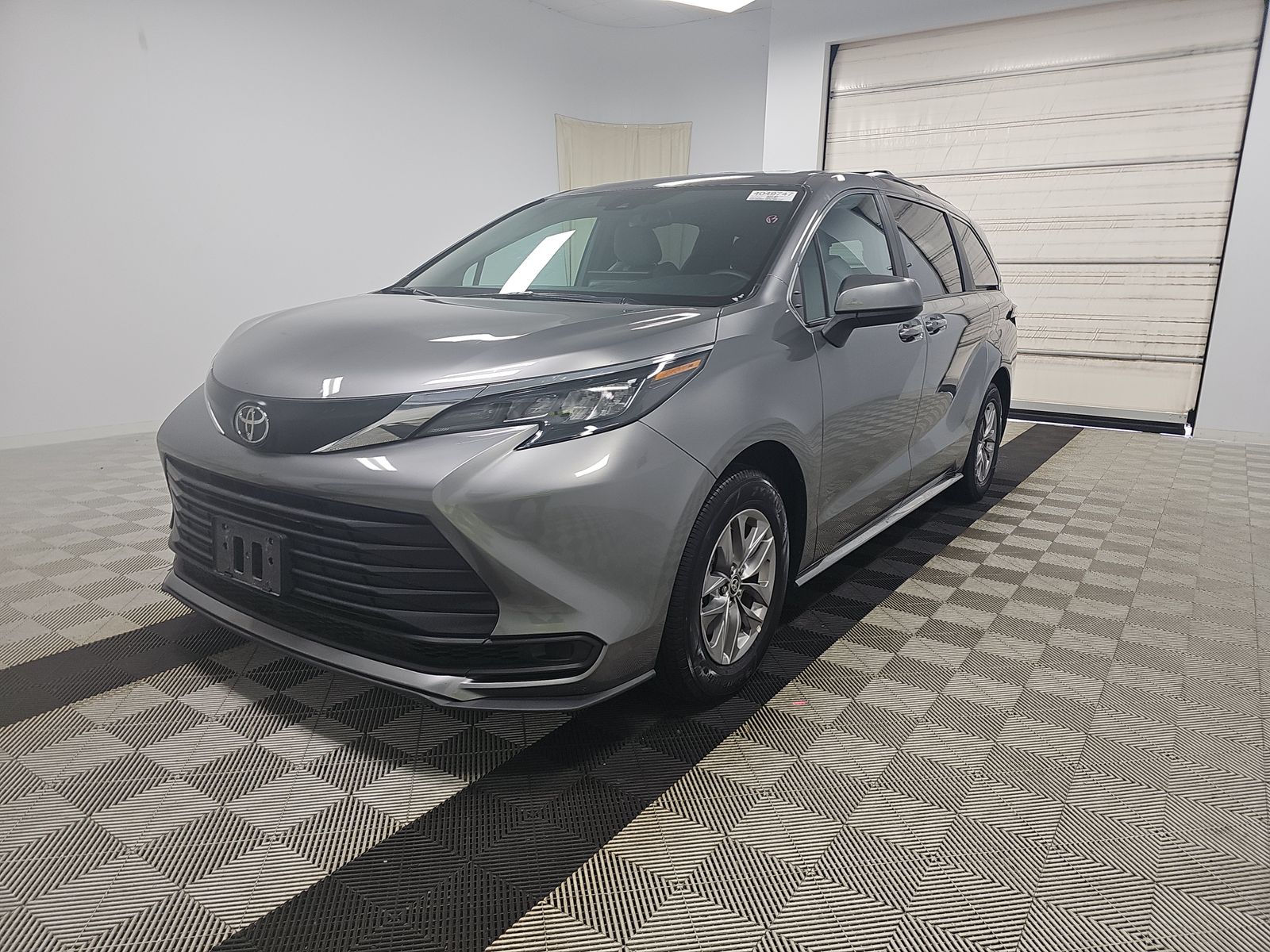2026 Toyota Sienna's photo