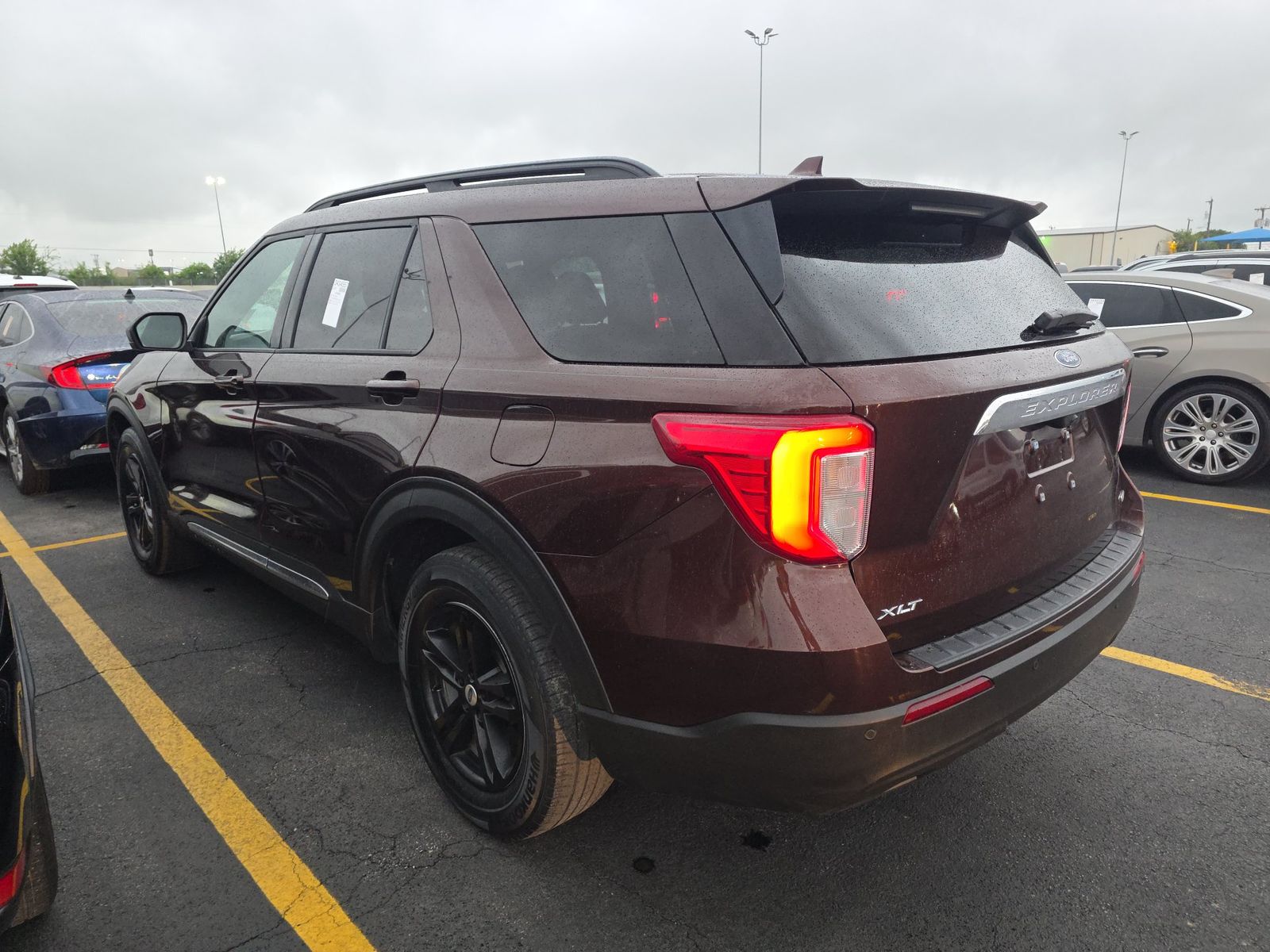 FORD EXPLORER - 7