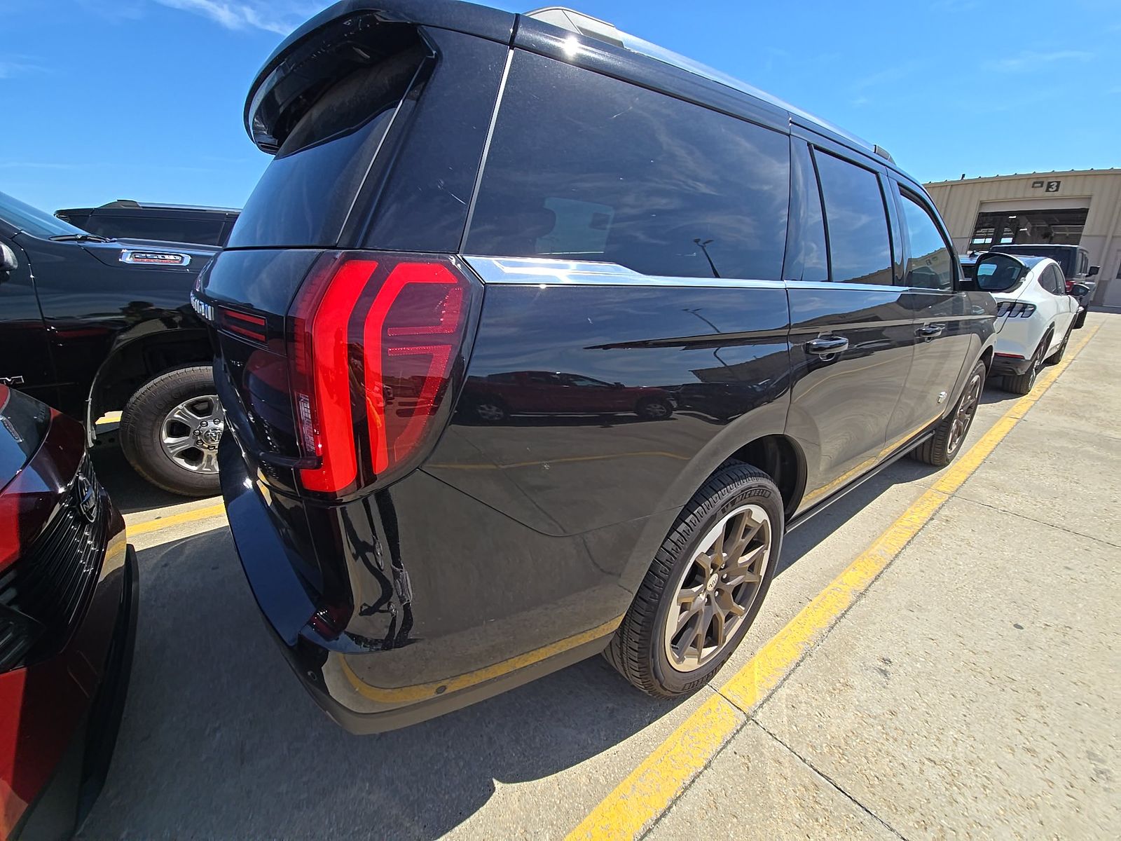 FORD EXPEDITION - 5